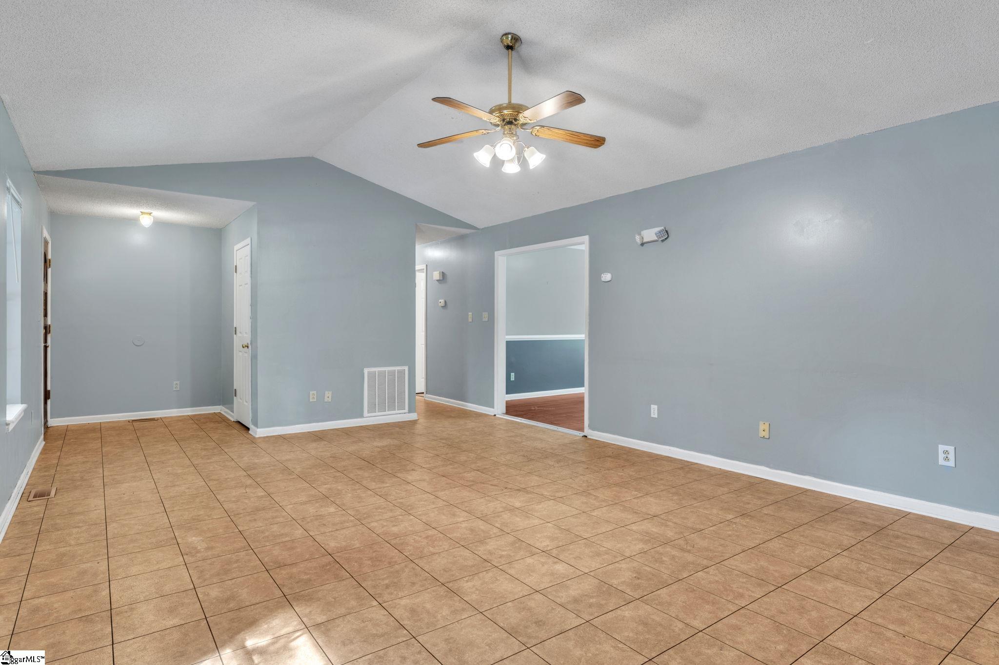 109 Georges Knoll Property Photo 10