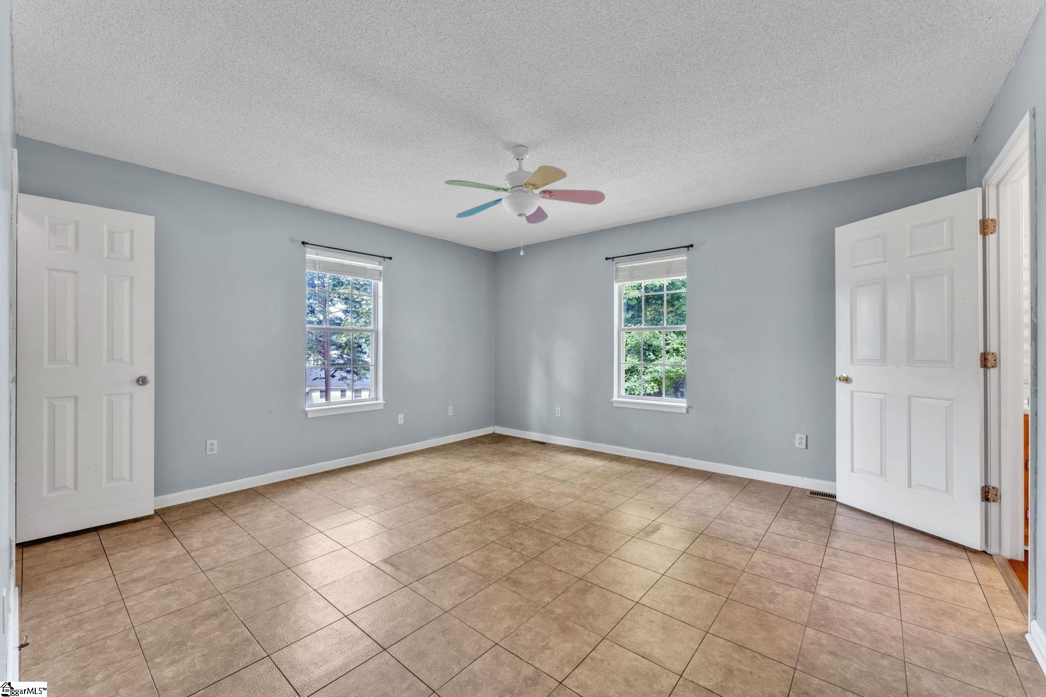 109 Georges Knoll Property Photo 15