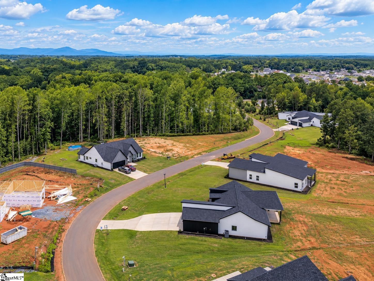 2062 Blessed Drive Property Photo 2