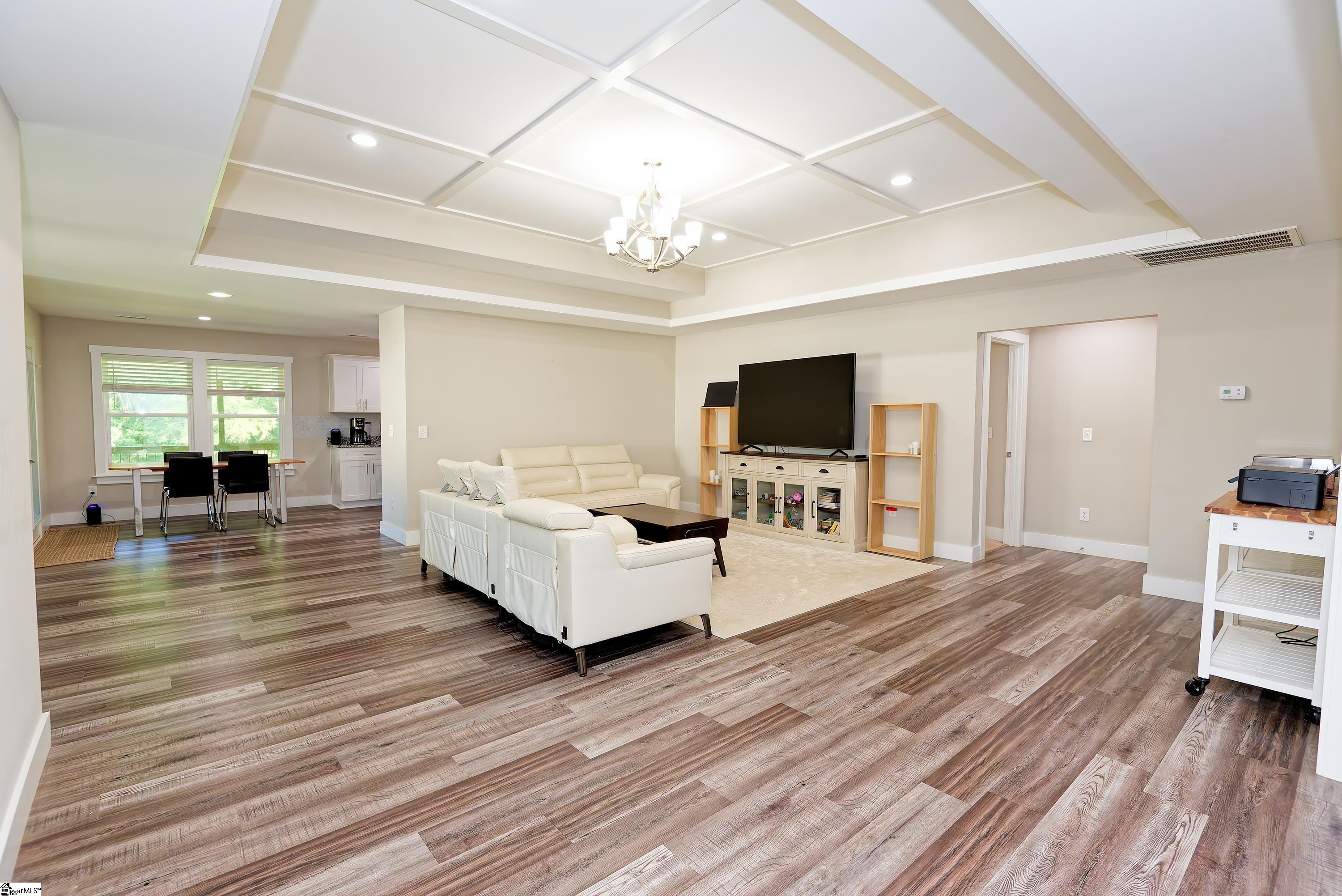 190 Eastberrys Creek Drive Property Photo 9
