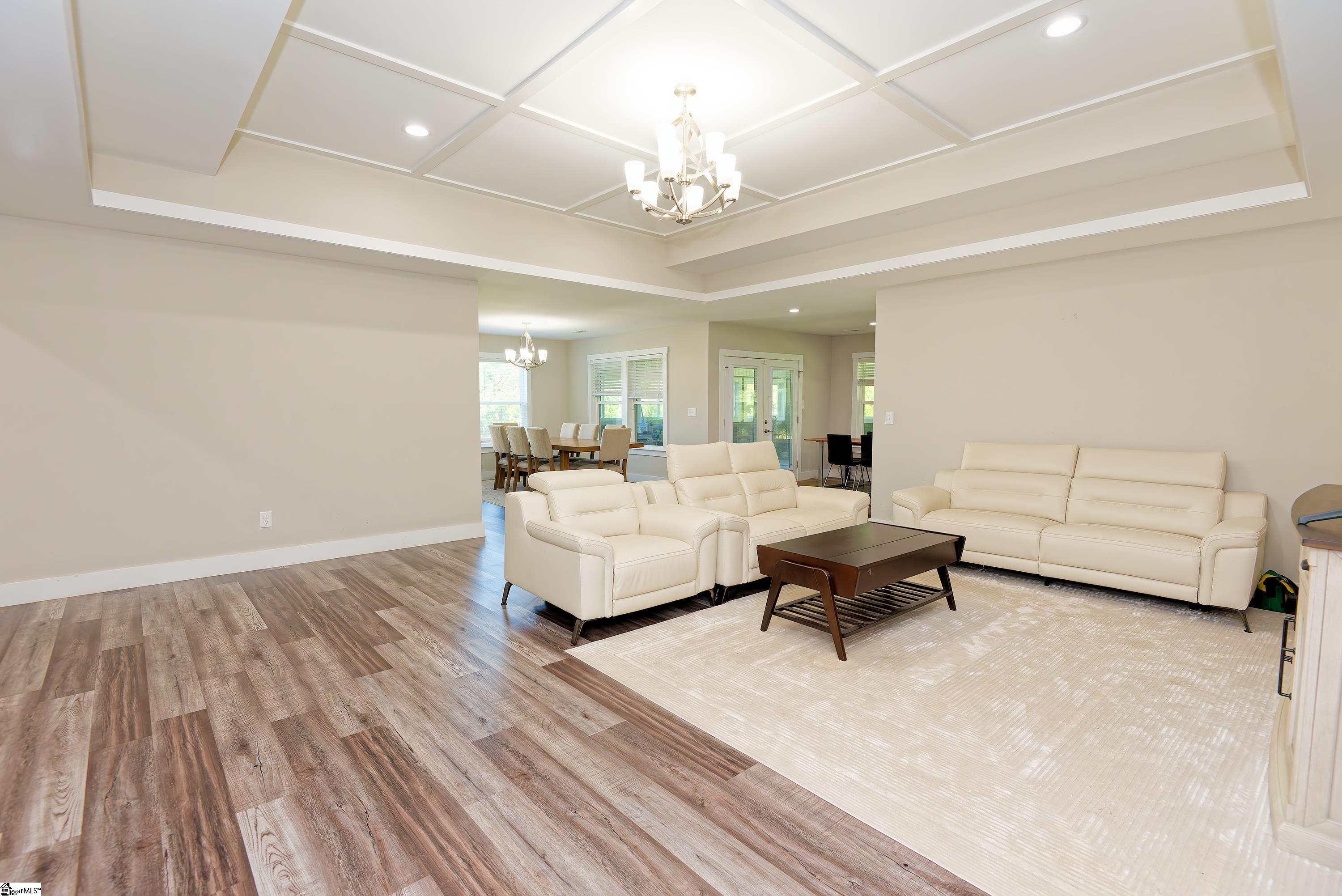190 Eastberrys Creek Drive Property Photo 10