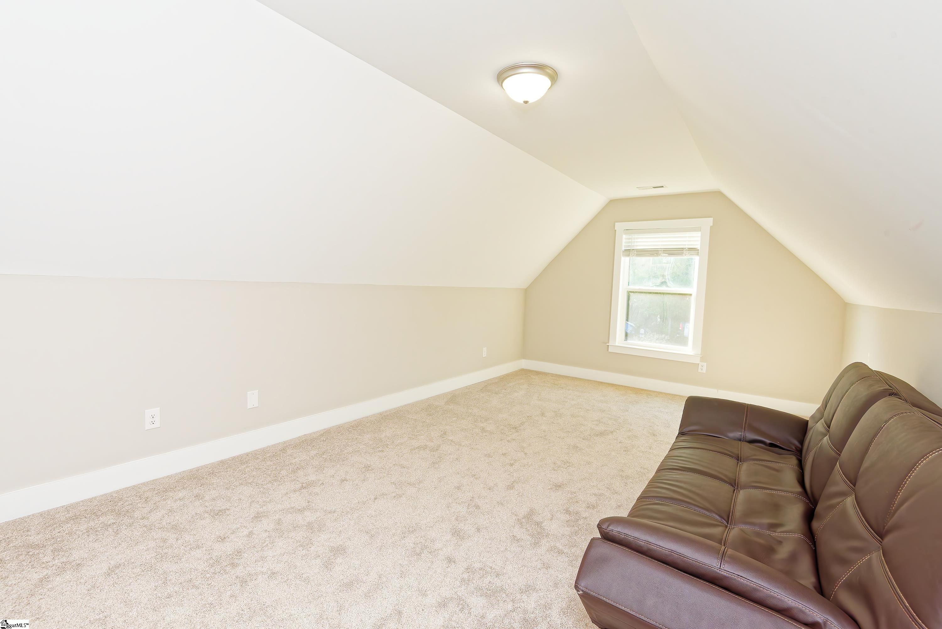 190 Eastberrys Creek Drive Property Photo 27