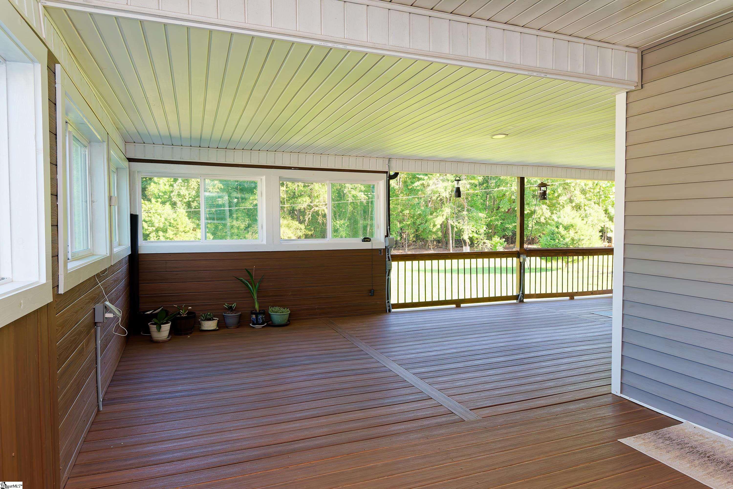 190 Eastberrys Creek Drive Property Photo 30