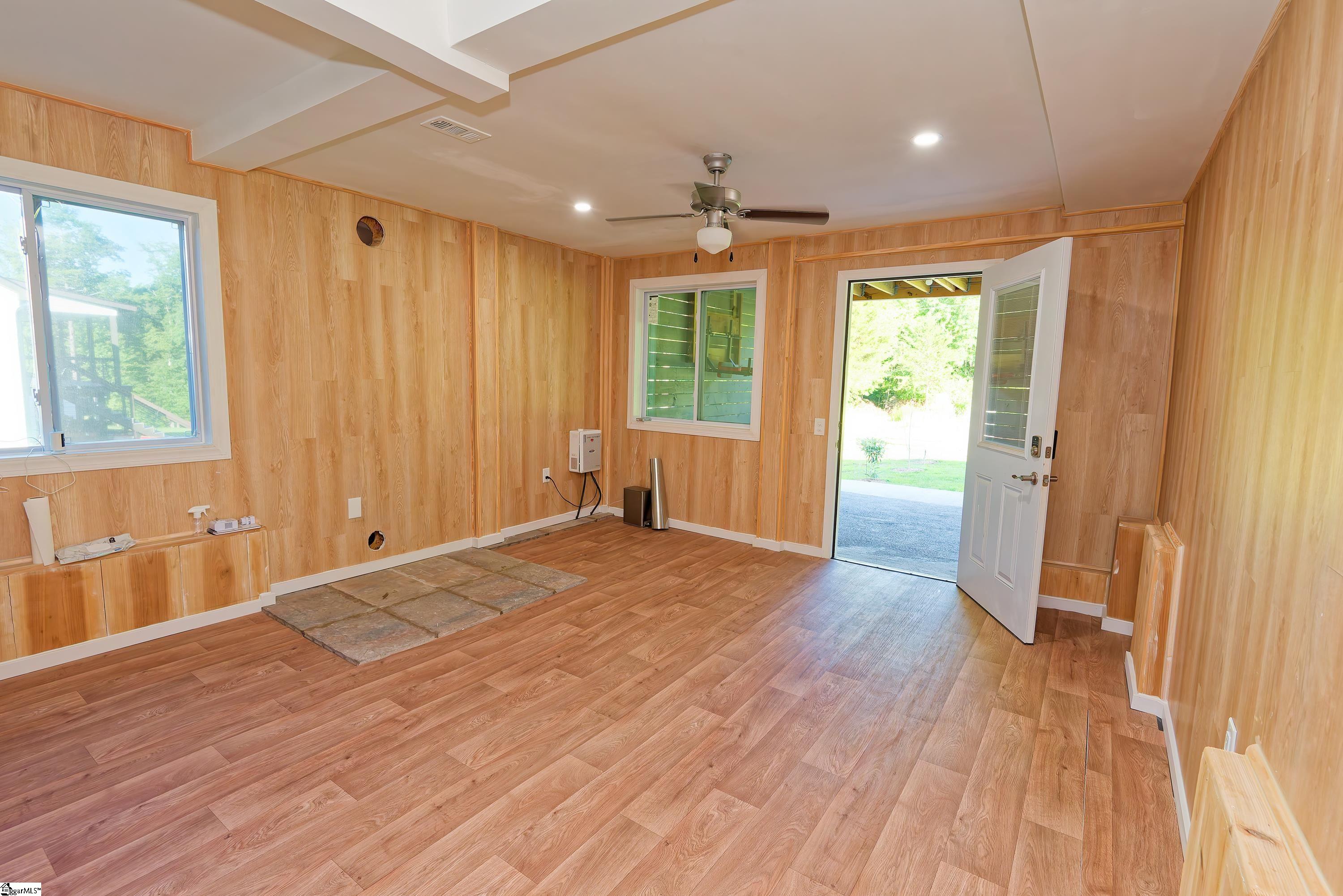 190 Eastberrys Creek Drive Property Photo 36
