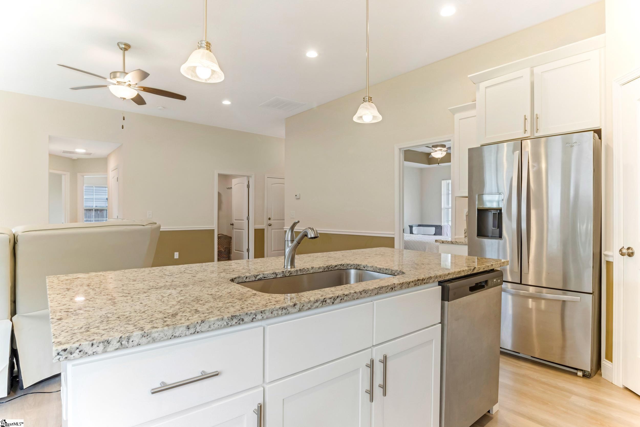 124 Lily Way Property Photo 10