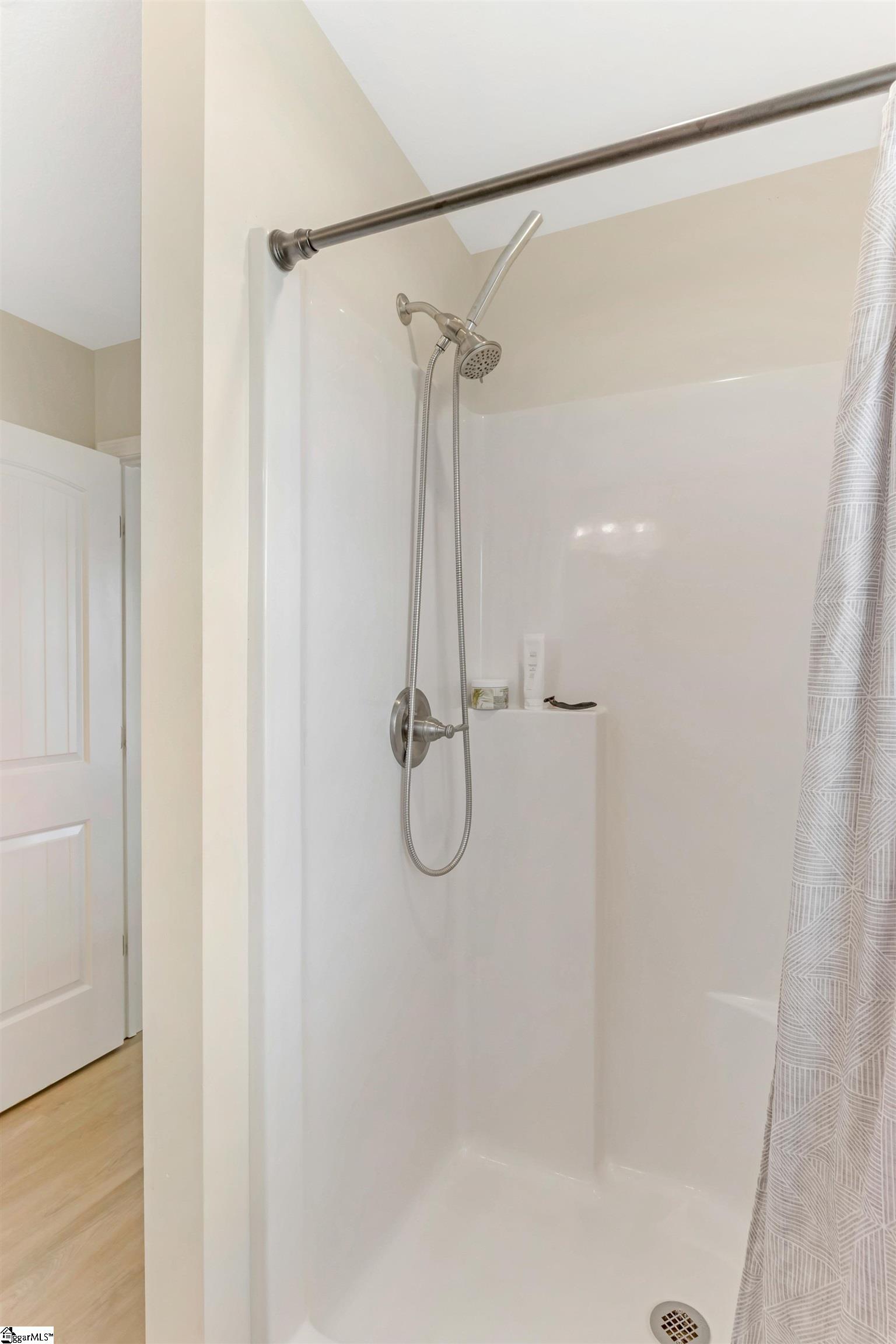 124 Lily Way Property Photo 19
