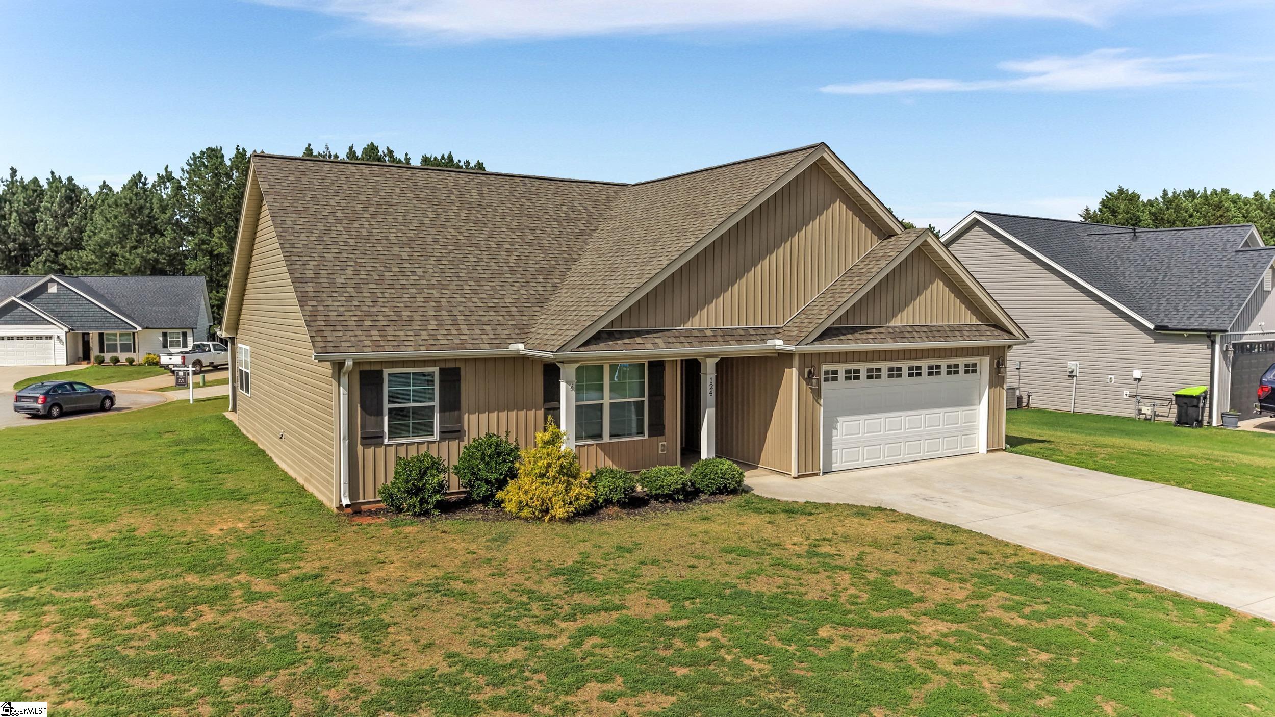 124 Lily Way Property Photo 28