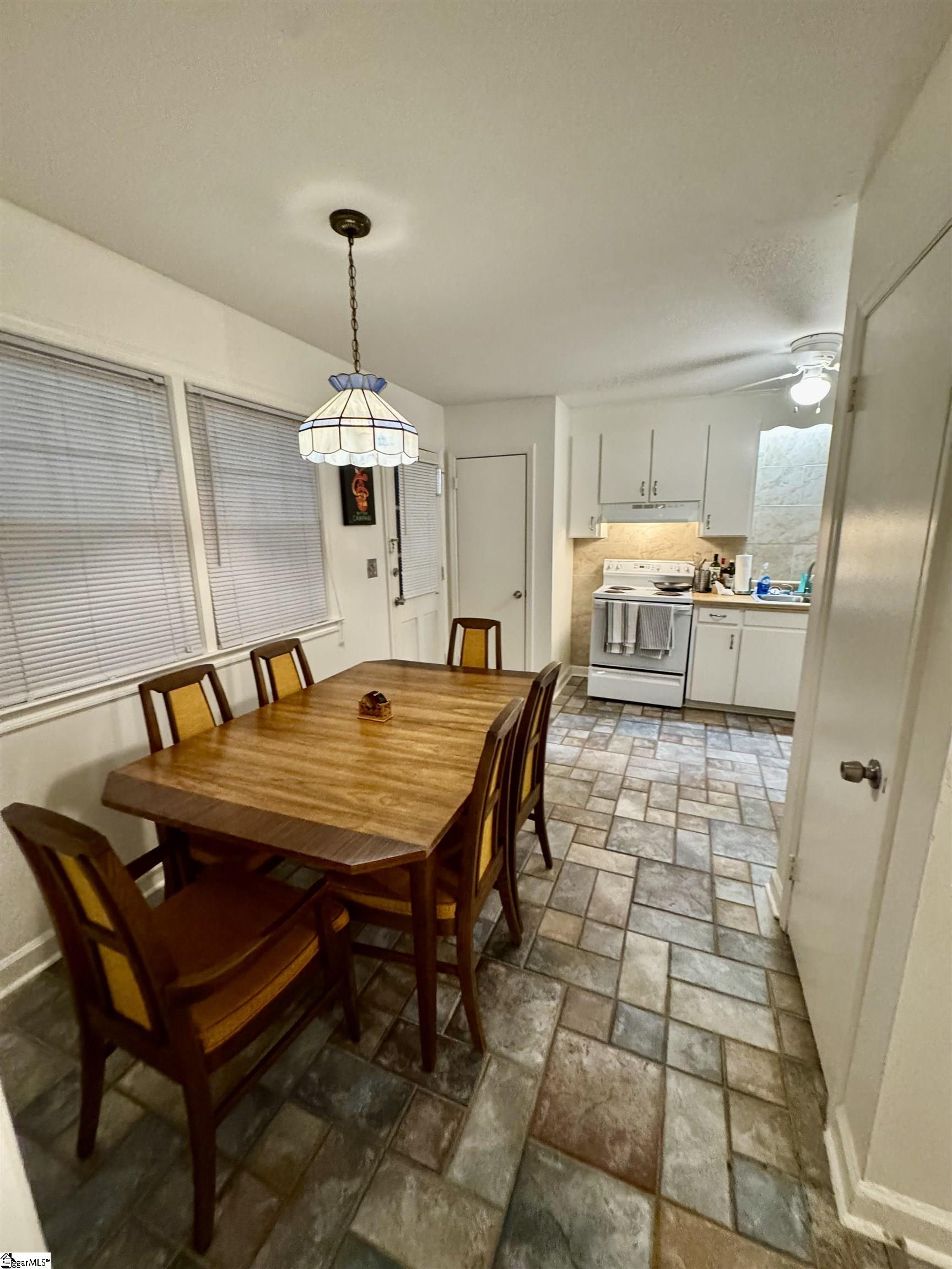 22 Balfer Court Property Photo 6