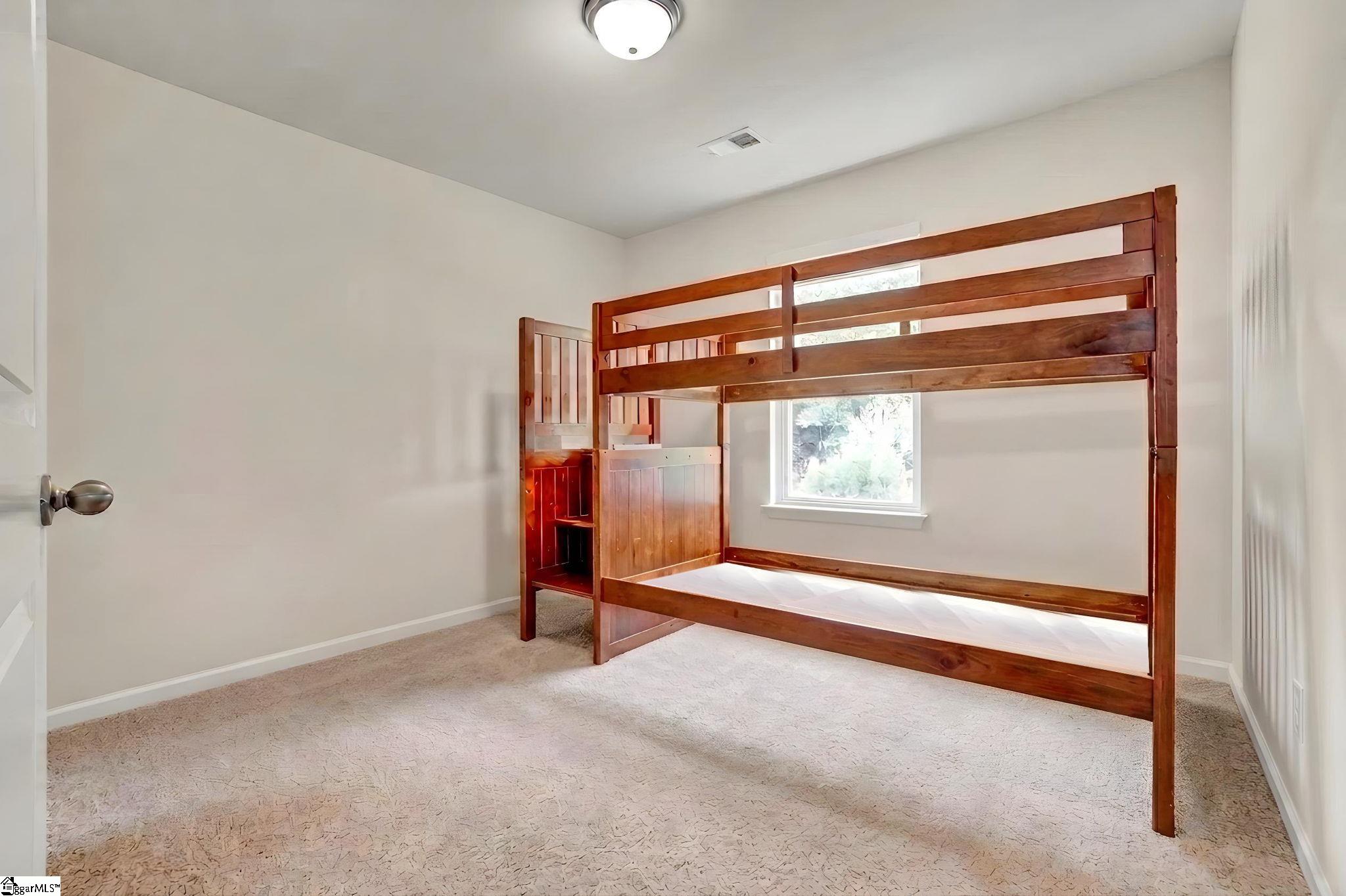 156 Queens Circle Property Photo 13