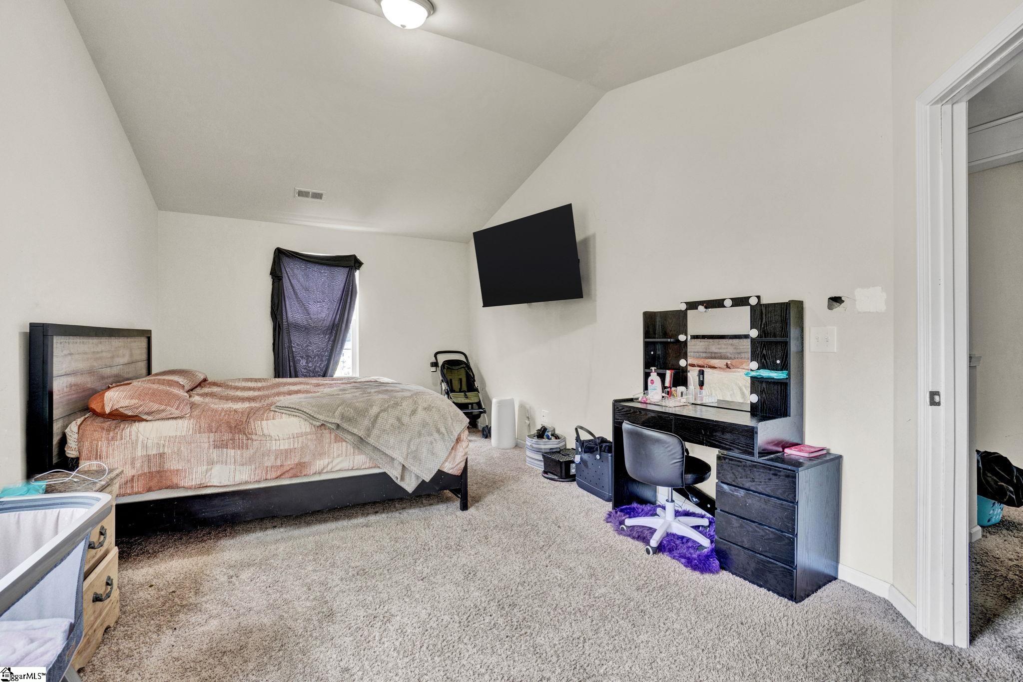 156 Queens Circle Property Photo 15