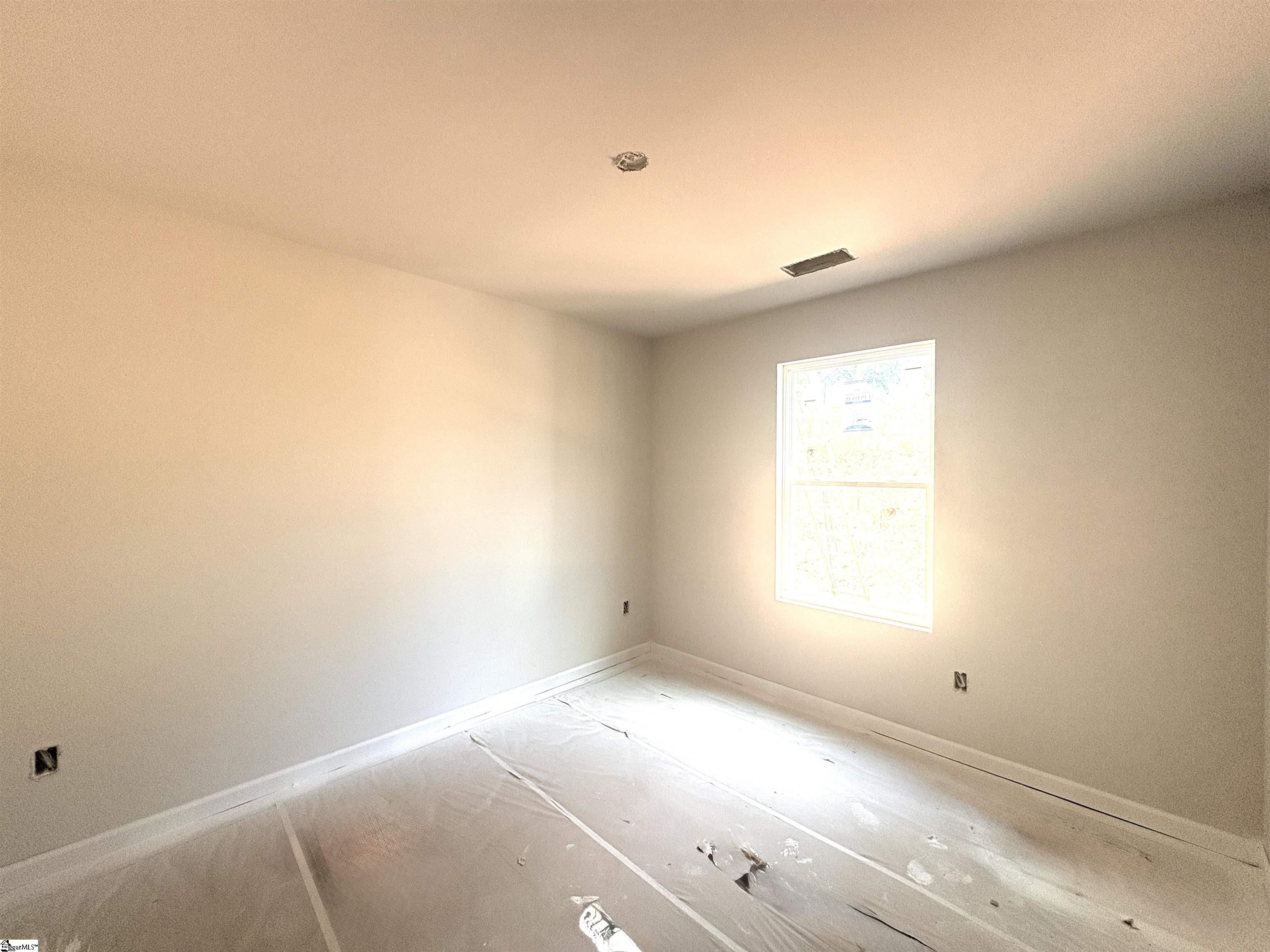 405 Lake Circle Drive Property Photo 6