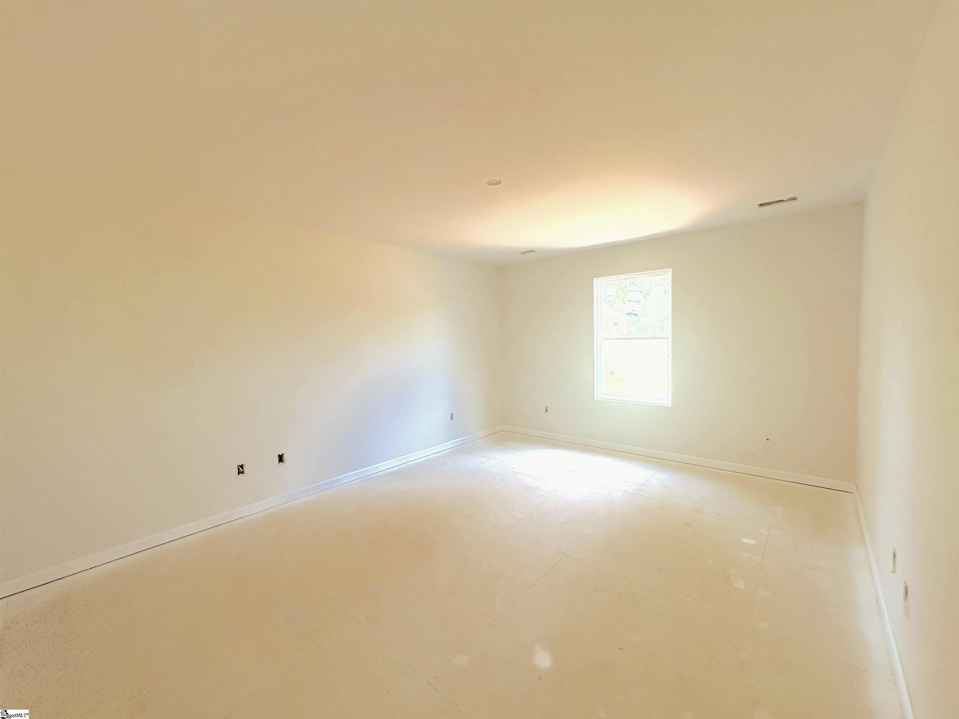 405 Lake Circle Drive Property Photo 9