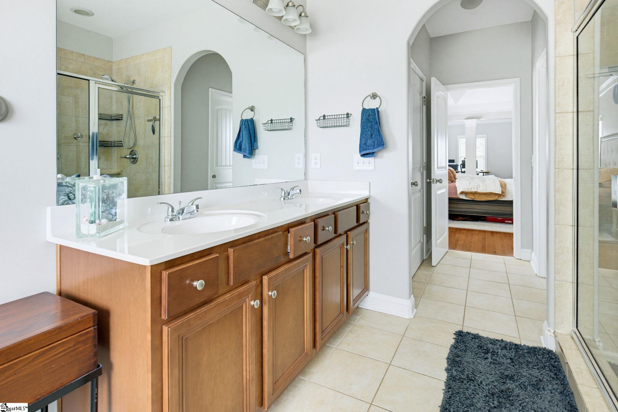 124 Claiborne Road Property Photo 28