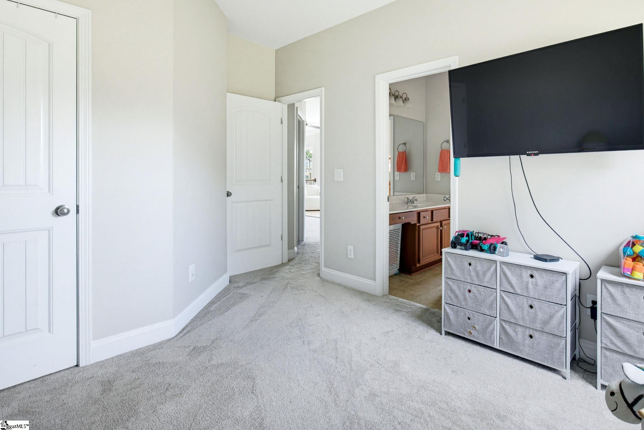 124 Claiborne Road Property Photo 34