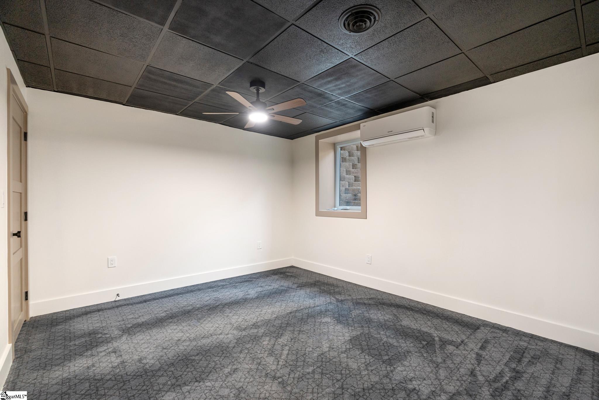 208 Eastland Drive Property Photo 33