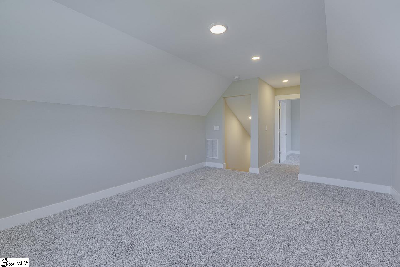 101 Powell Court Property Photo 35