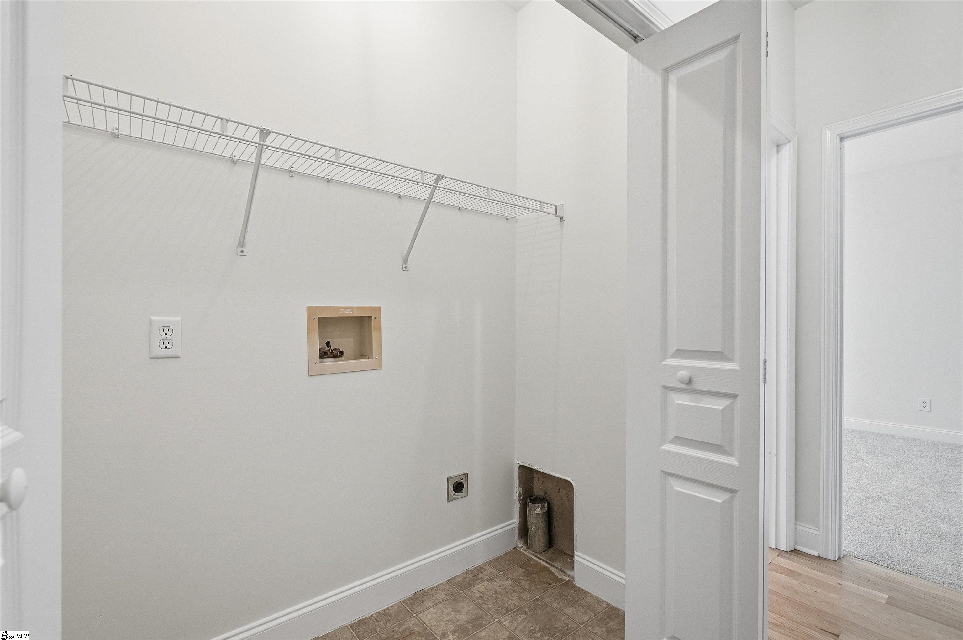 523 E Perkins Creek Road Property Photo 15