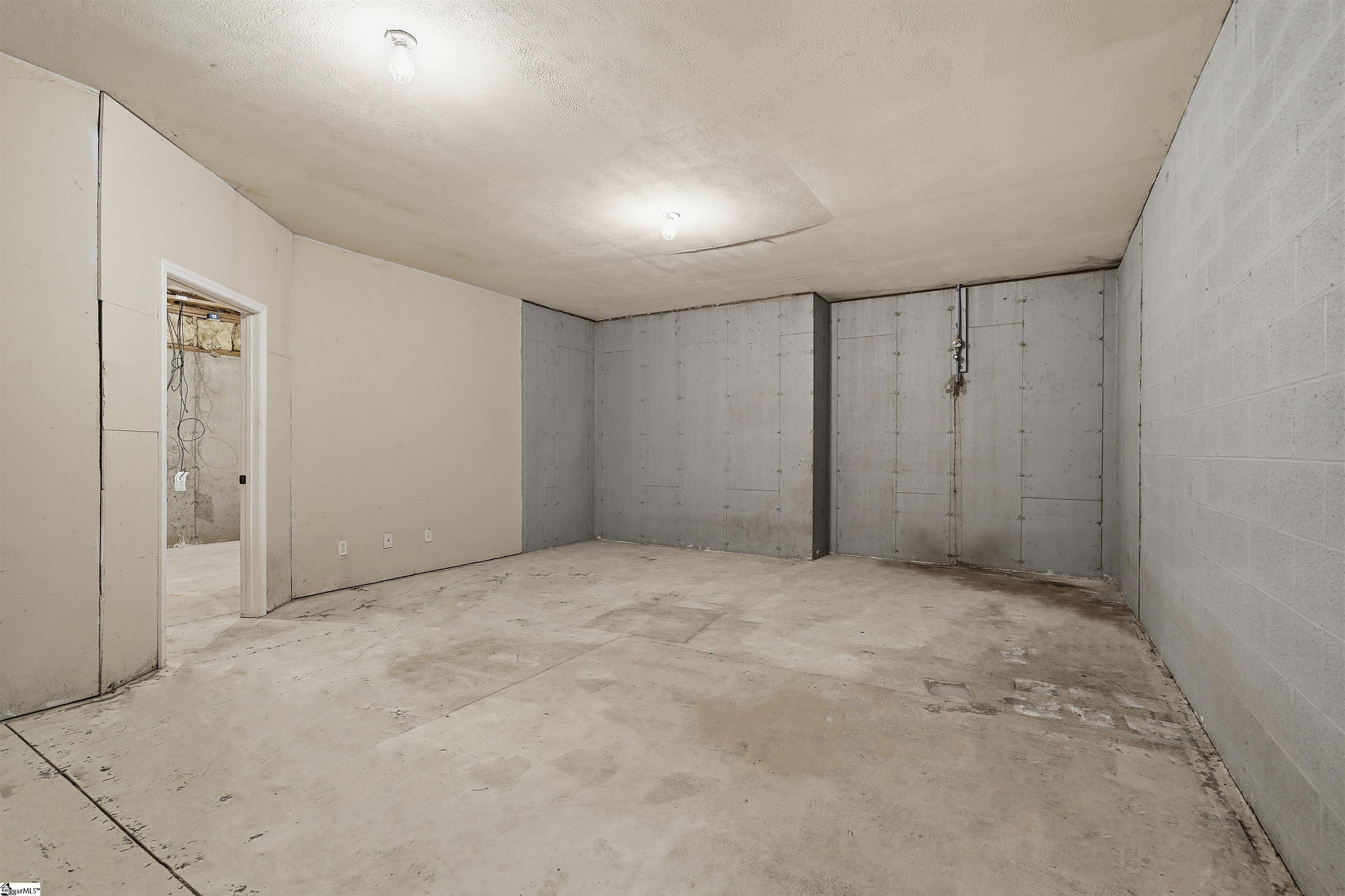 523 E Perkins Creek Road Property Photo 25
