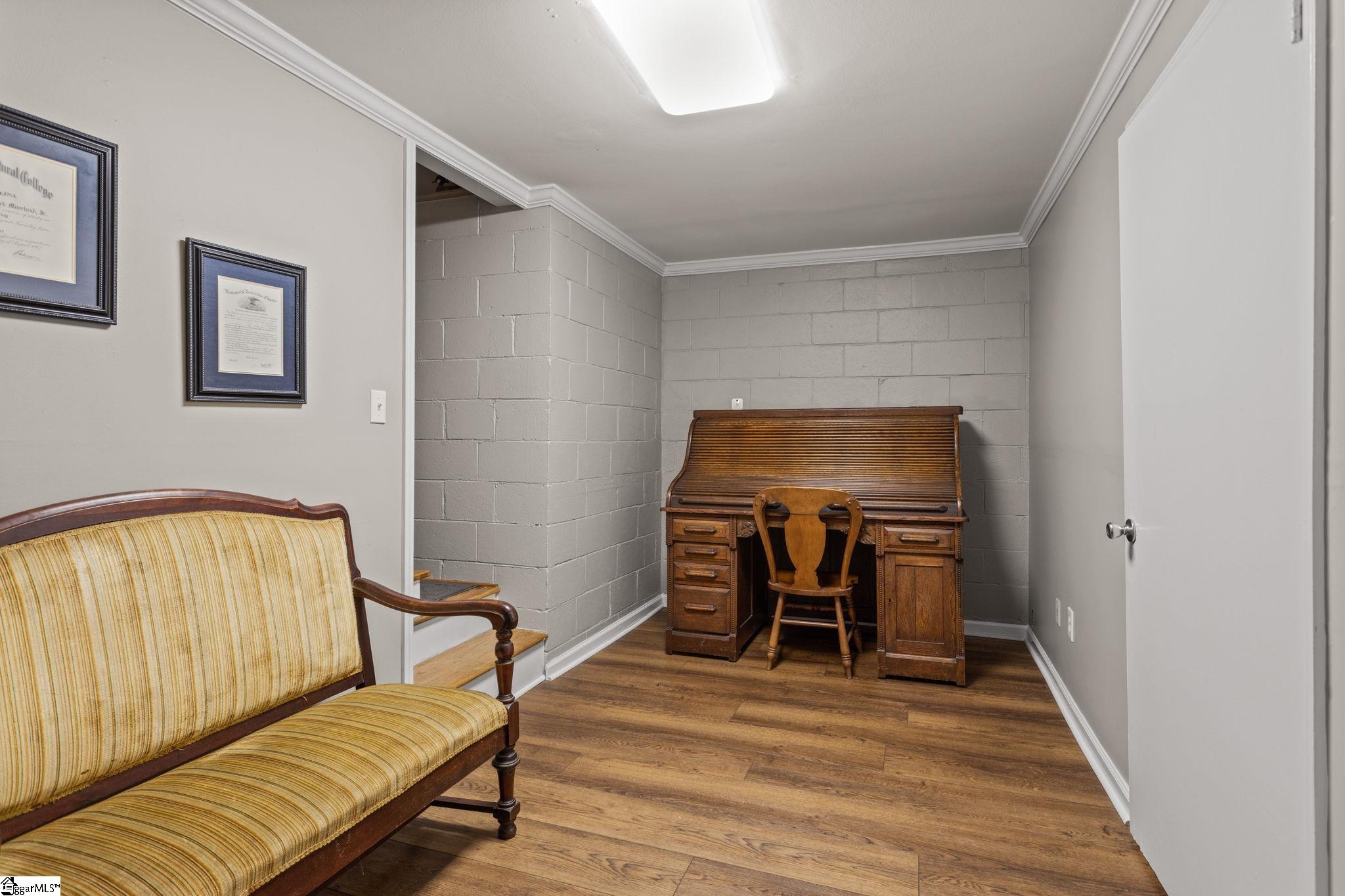651 Altamont Road Property Photo 25