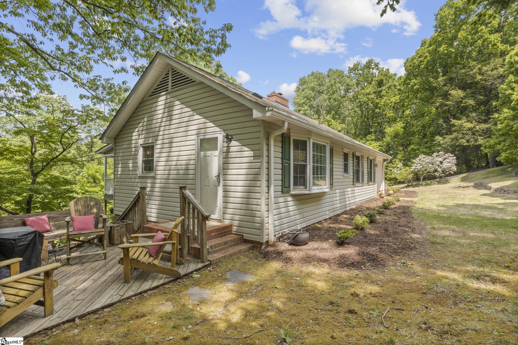 651 Altamont Road Property Photo 32