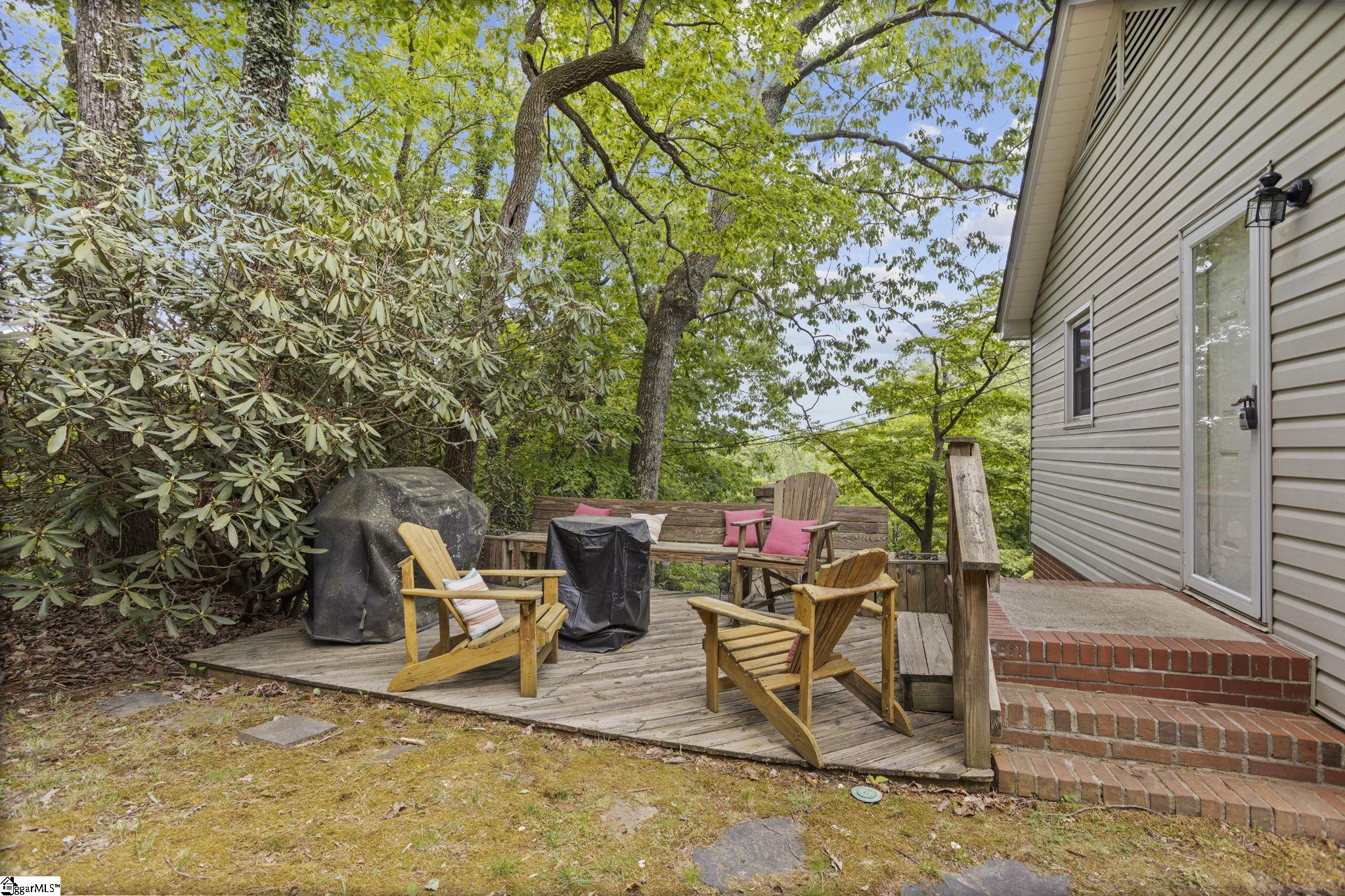 651 Altamont Road Property Photo 33