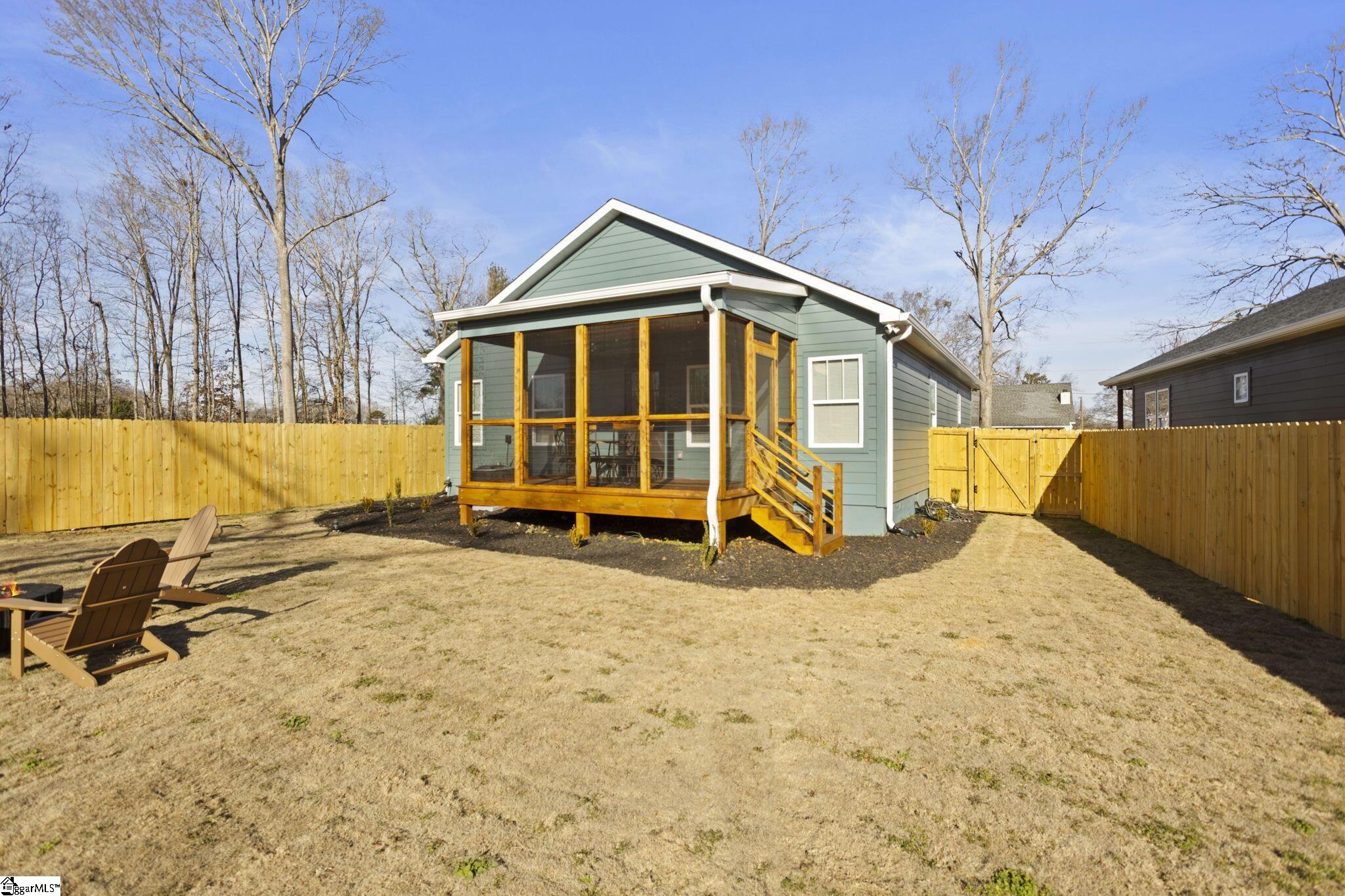 13 Shubuta Court Property Photo 6