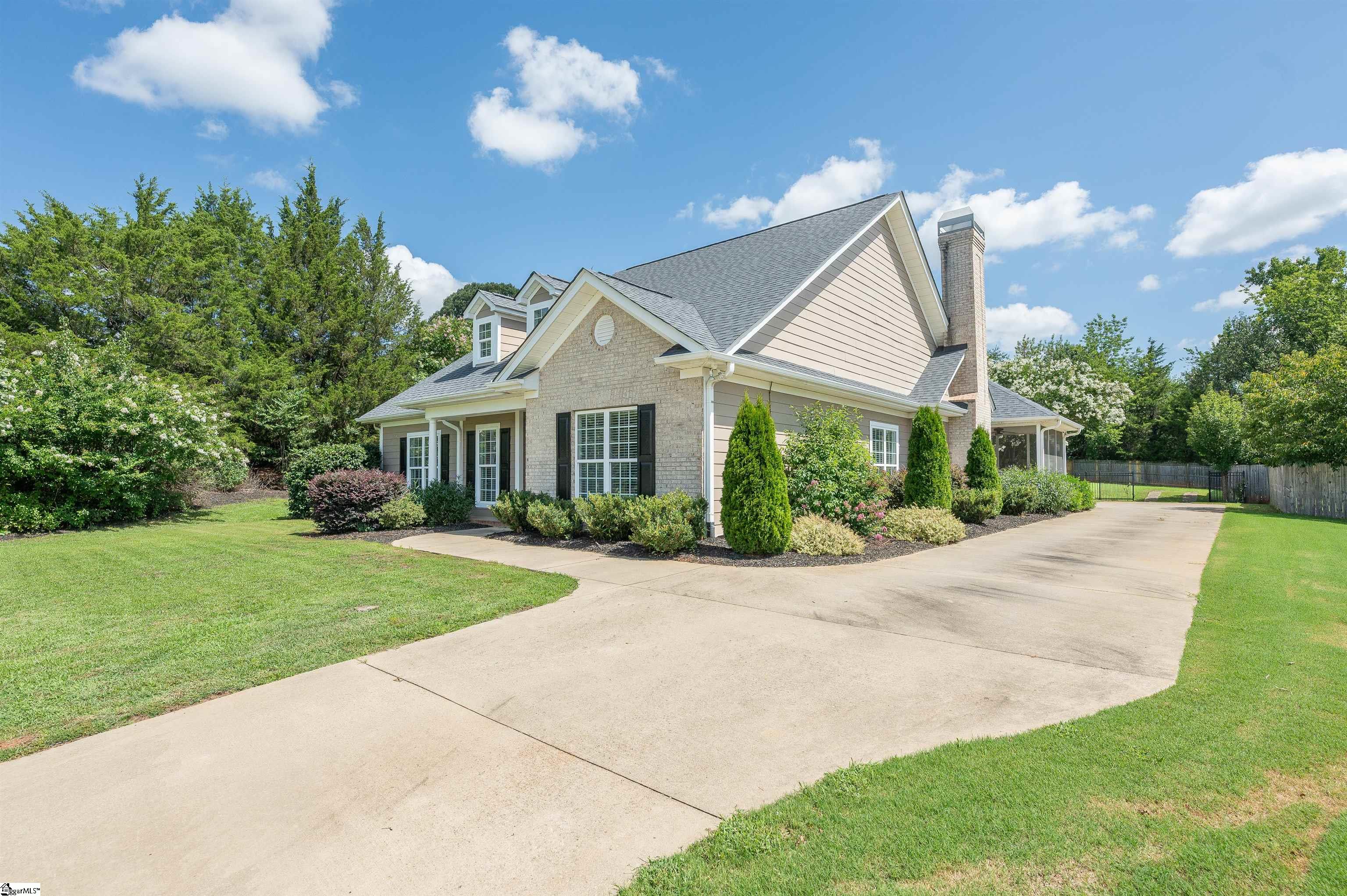 1 Laurel Grove Drive Property Photo 4