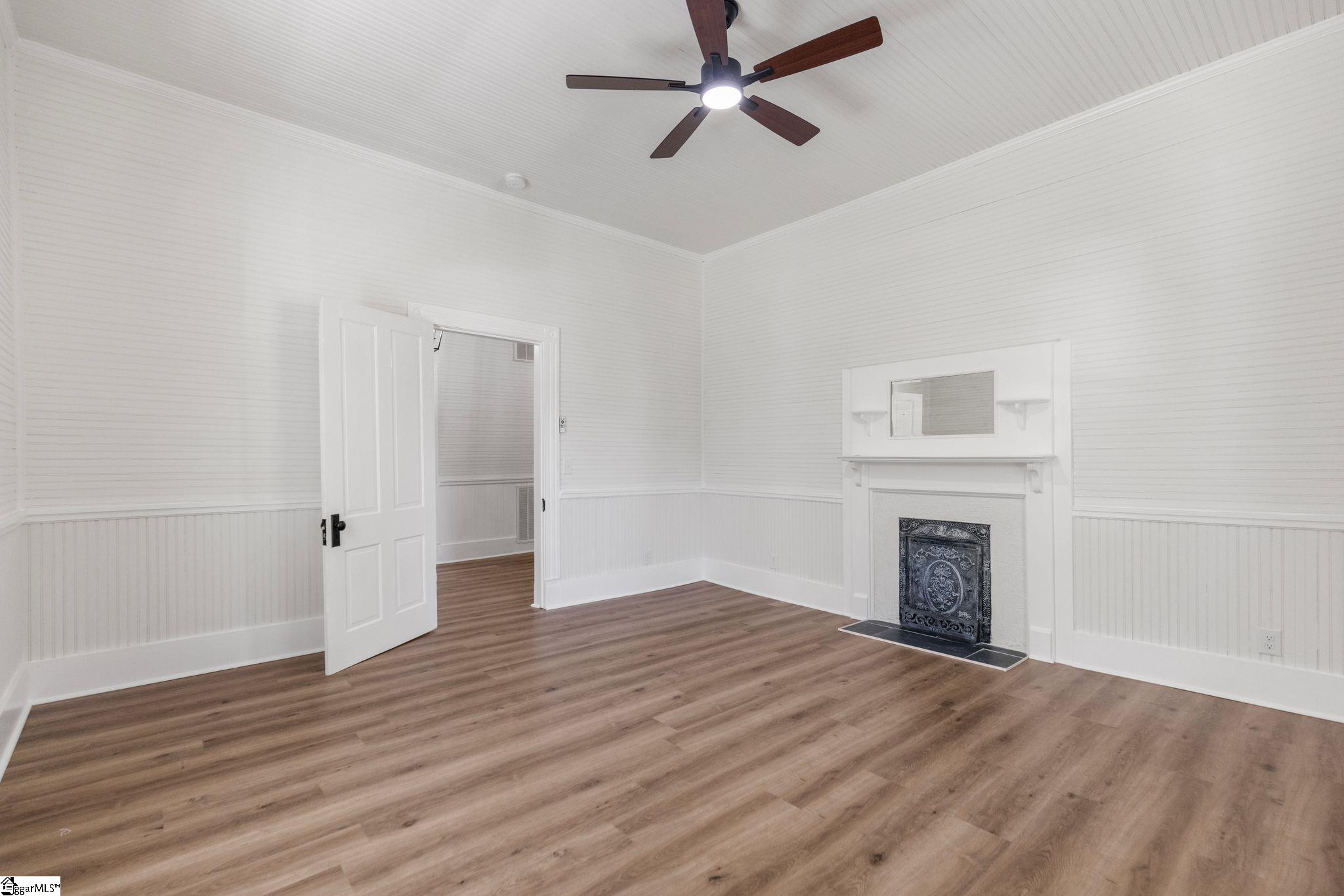 36 Dendy Street Property Photo 4