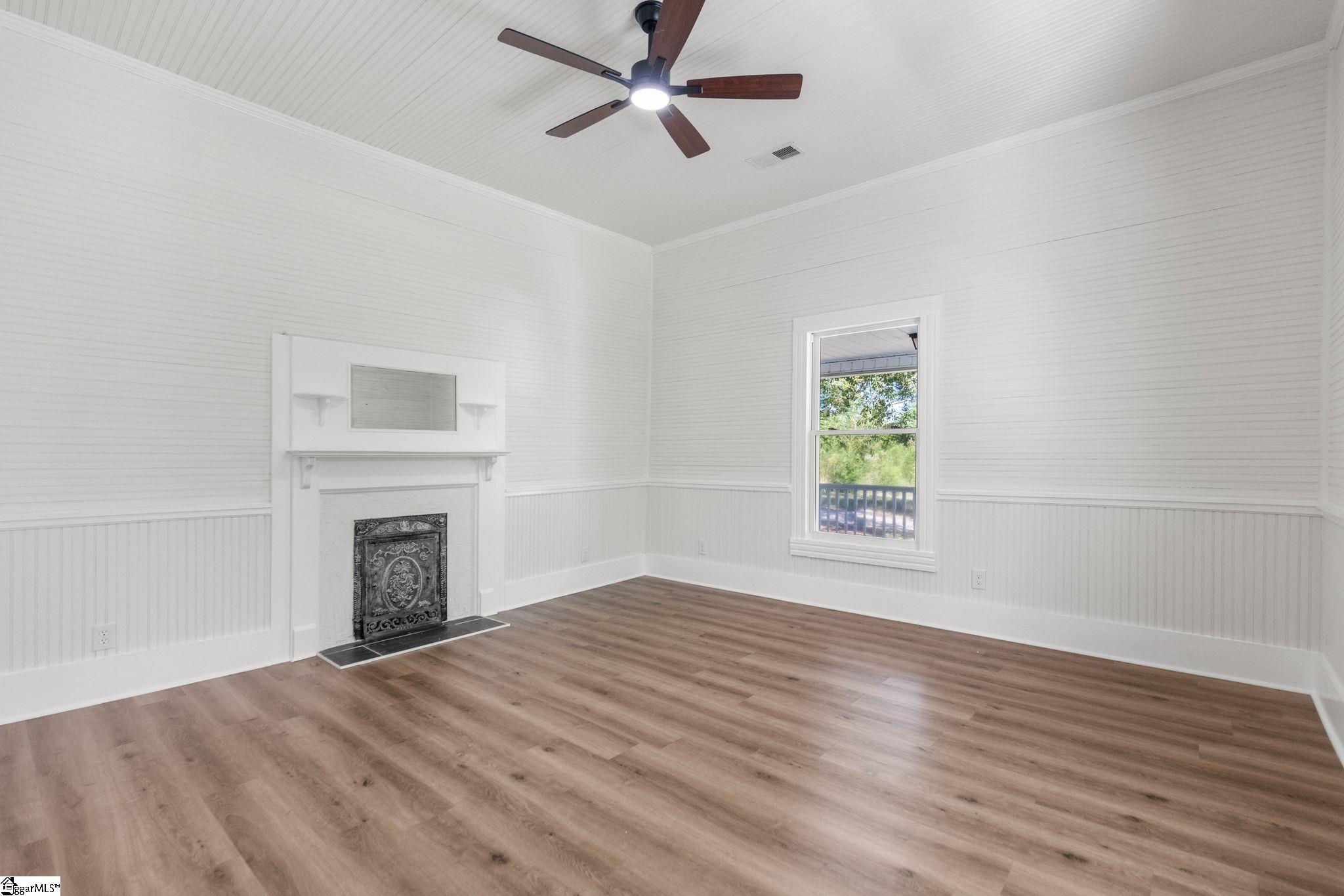 36 Dendy Street Property Photo 5