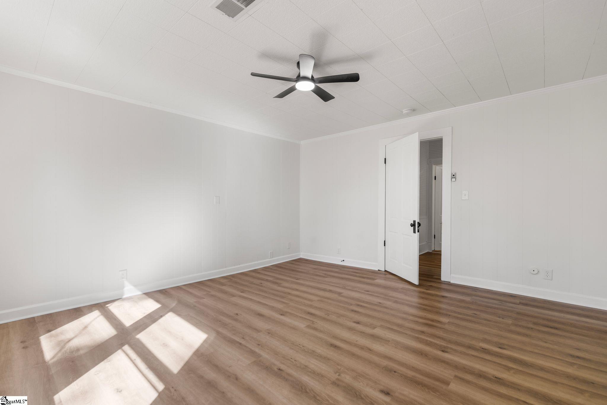 36 Dendy Street Property Photo 11
