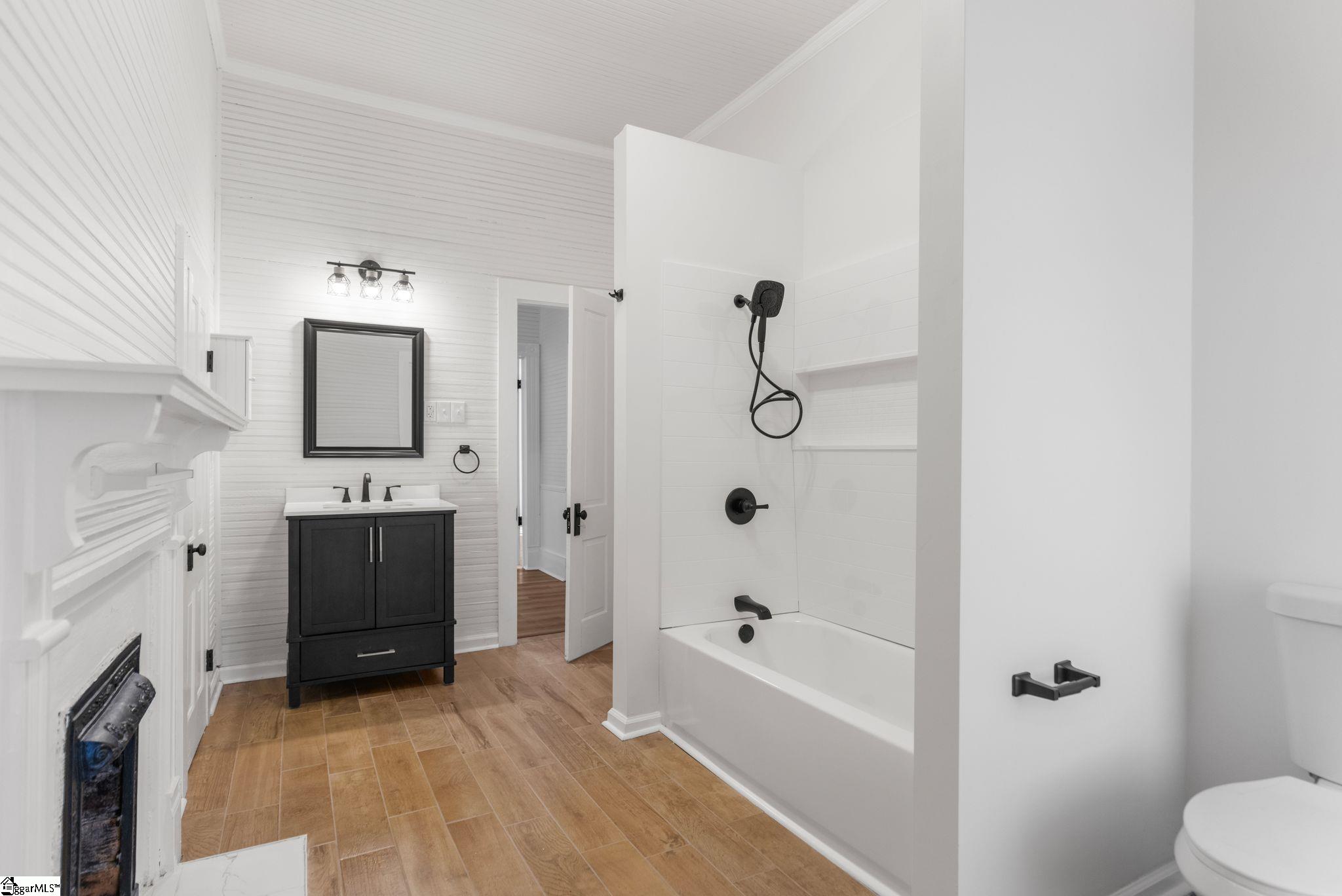 36 Dendy Street Property Photo 15
