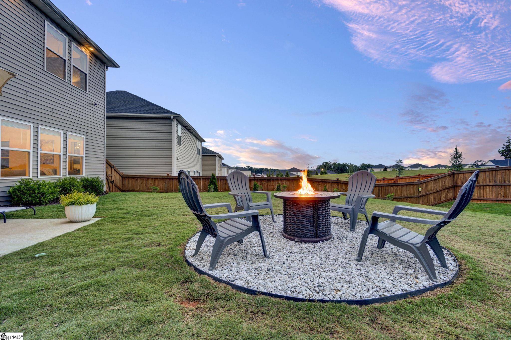 532 Summit View Property Photo 41