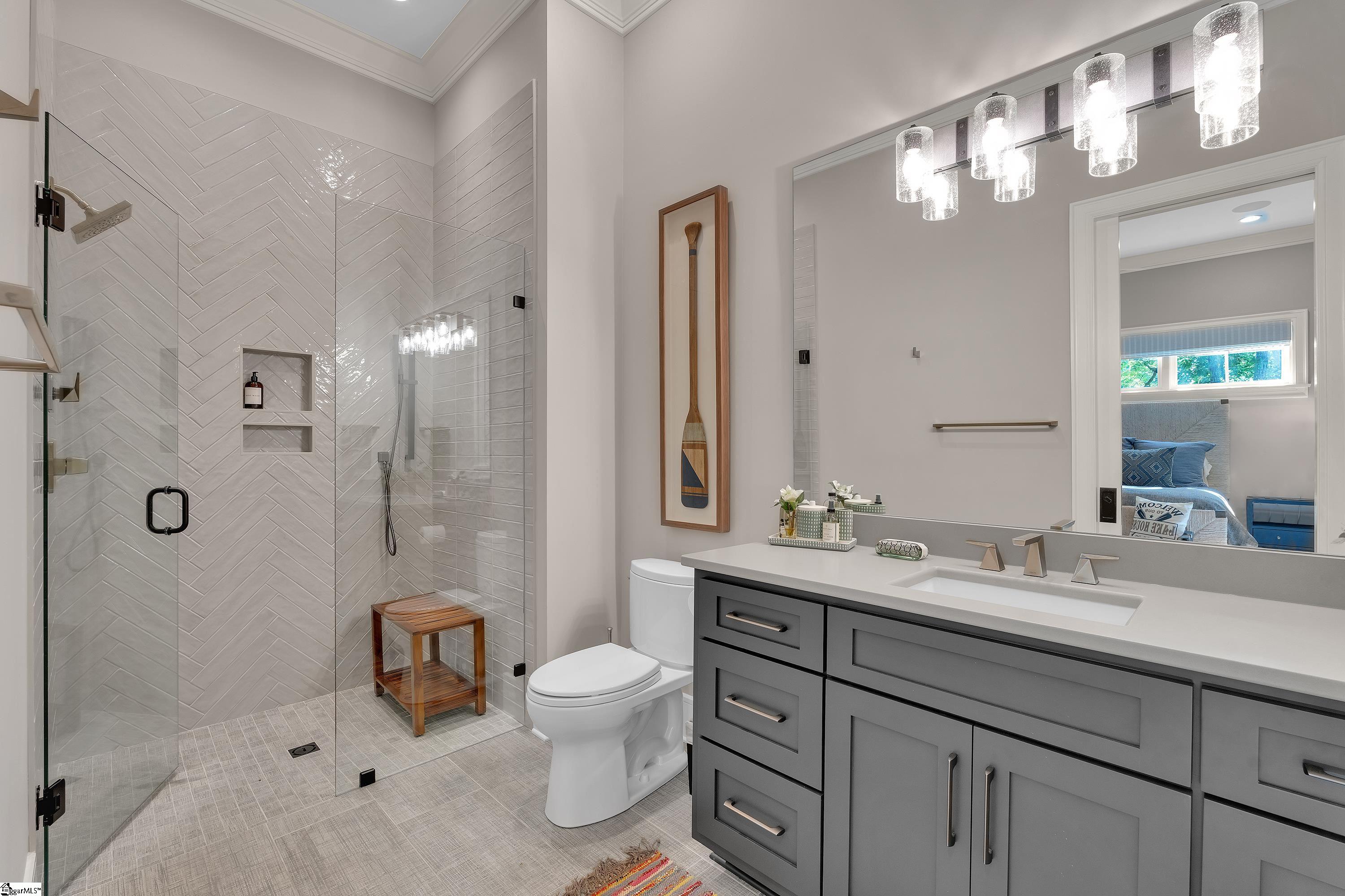 110 Waterfern Court Property Photo 35