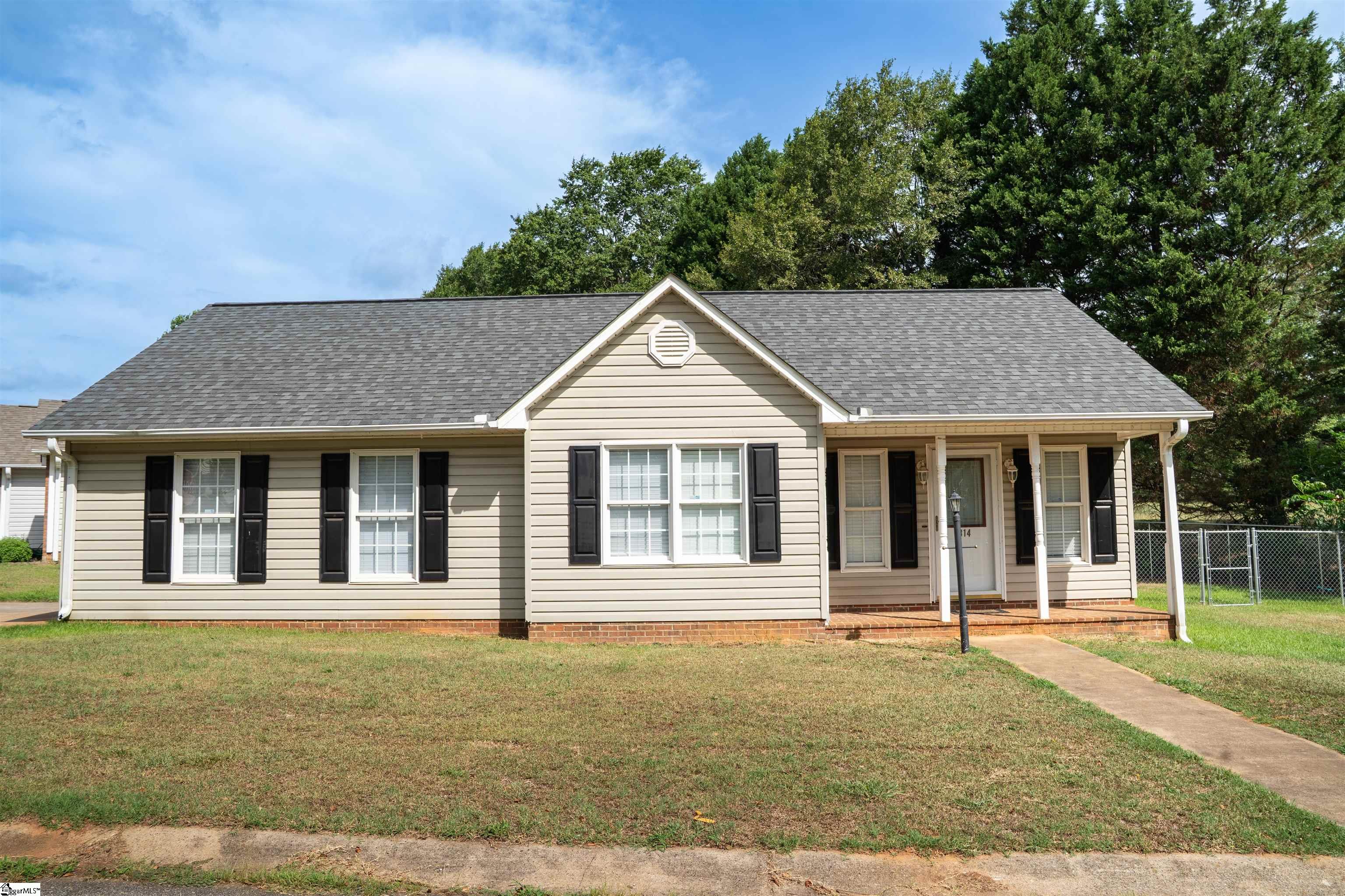 314 Brianna Drive Property Photo 3