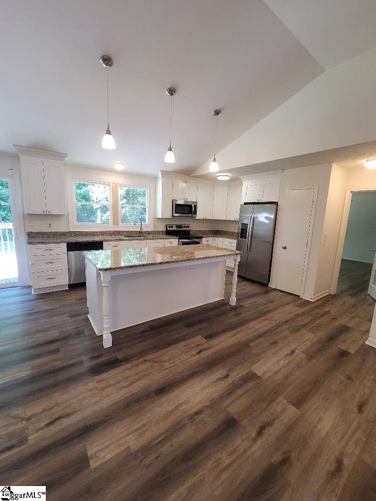 309 Seabury Drive Property Photo 3