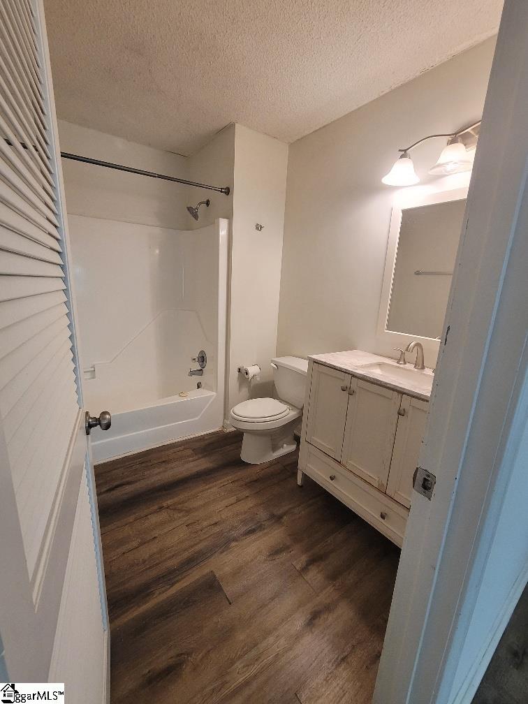 309 Seabury Drive Property Photo 11