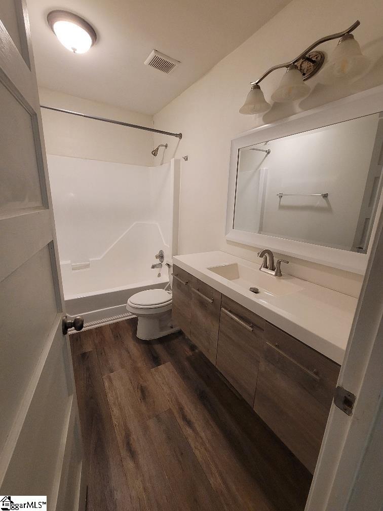309 Seabury Drive Property Photo 17