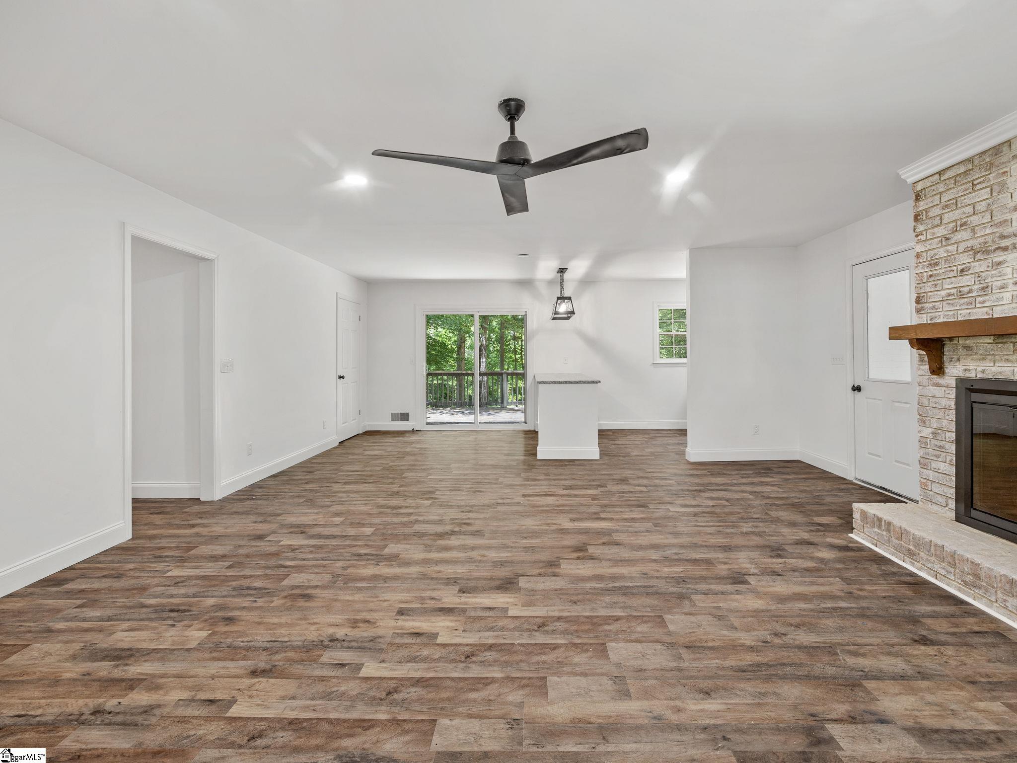 101 Wildwood Lane Property Photo 11