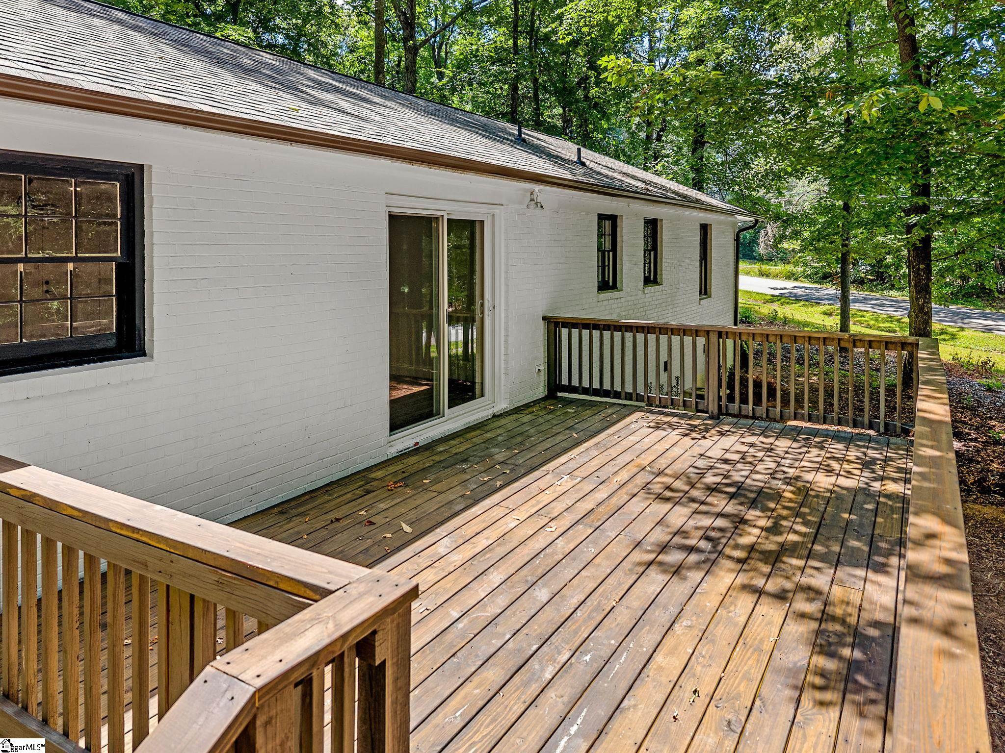 101 Wildwood Lane Property Photo 33