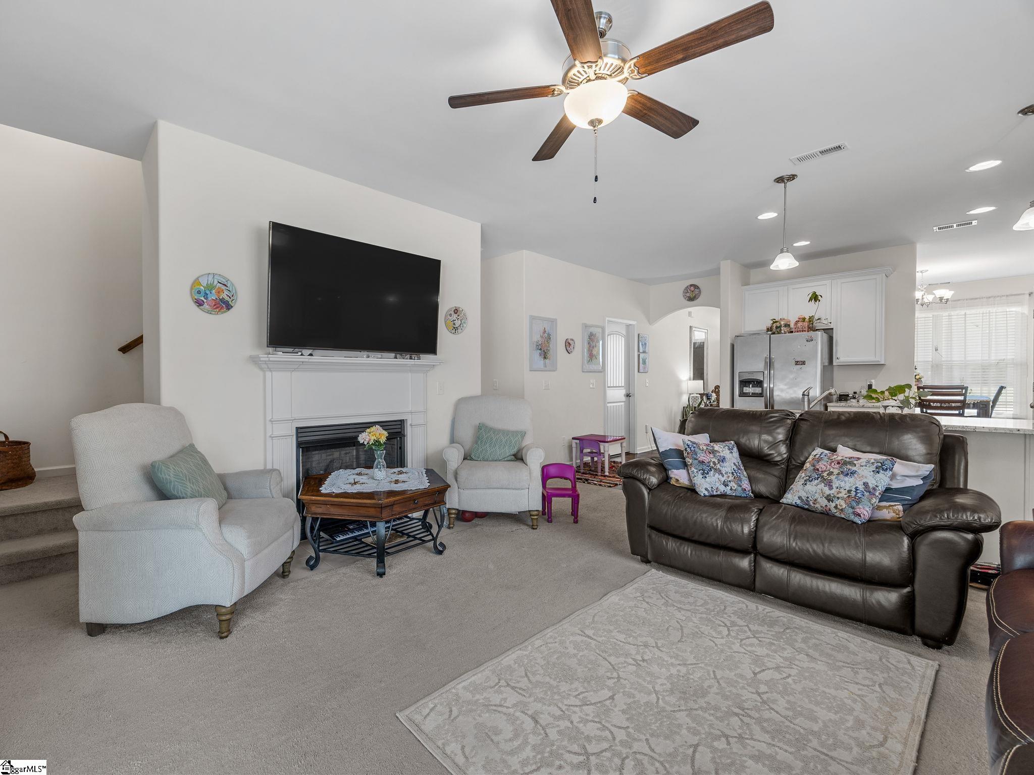 200 Everard Lane Property Photo 6
