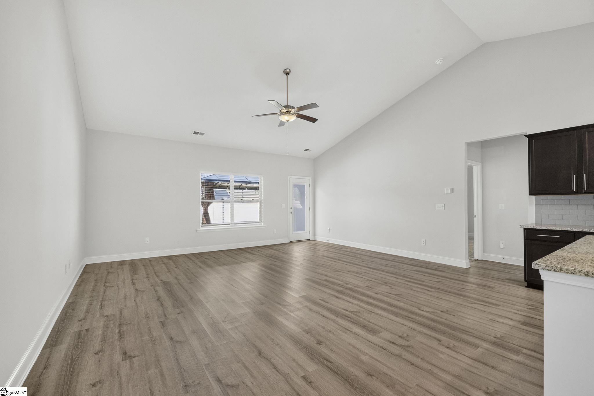 501 Flying Squirrel Way Property Photo 13