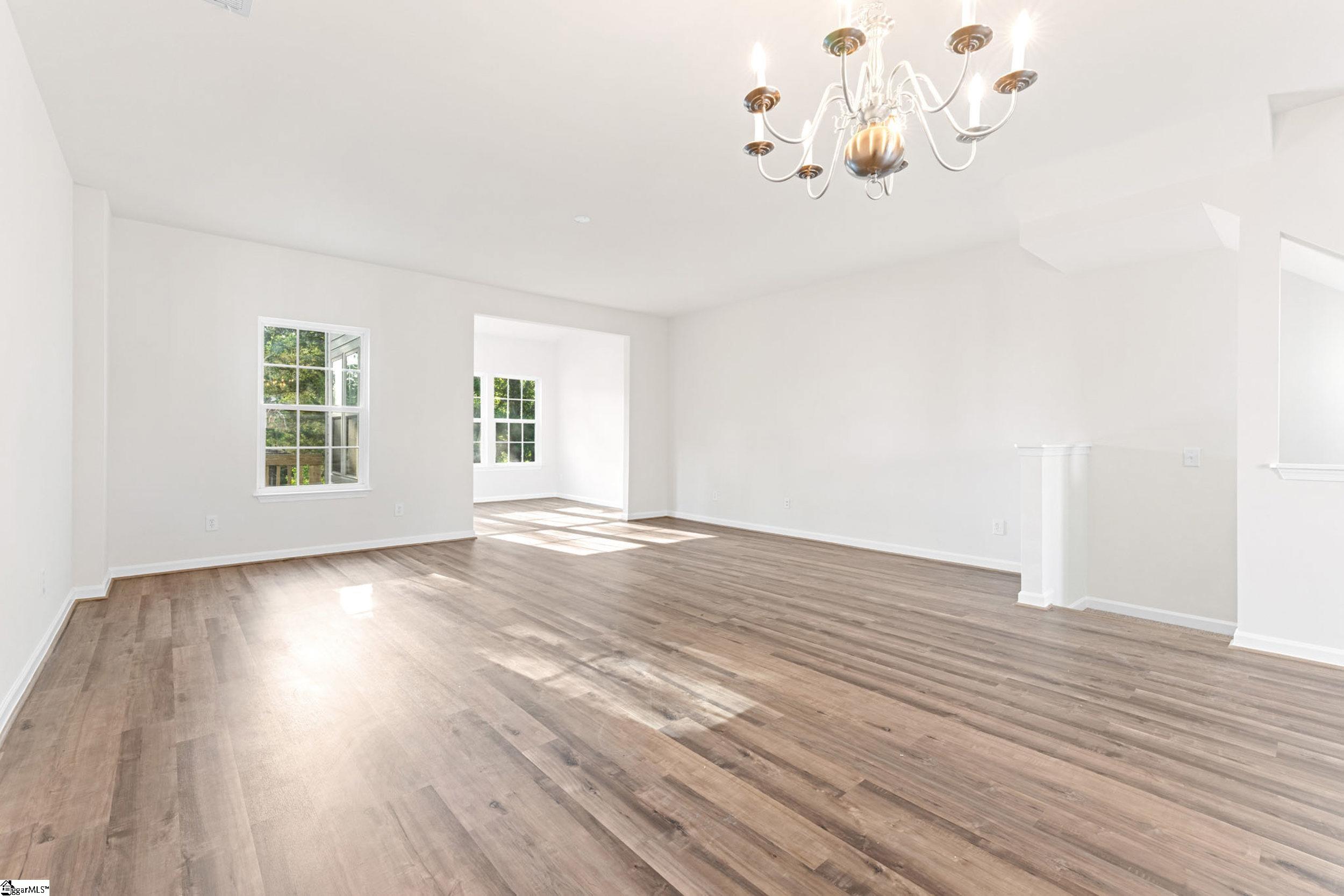 5 Heritage Oak Way Property Photo 8