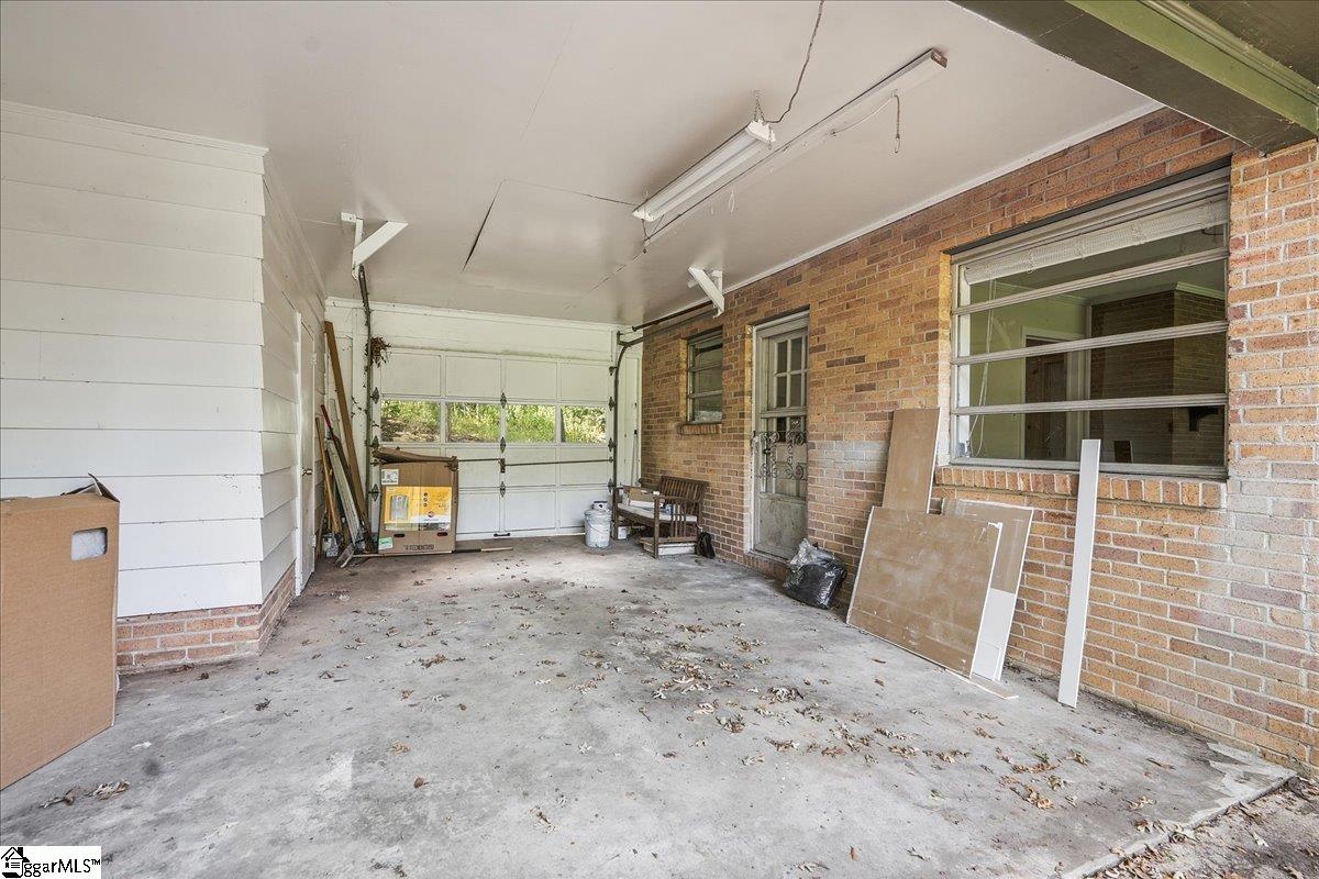 650 Springhill Avenue Property Photo 26
