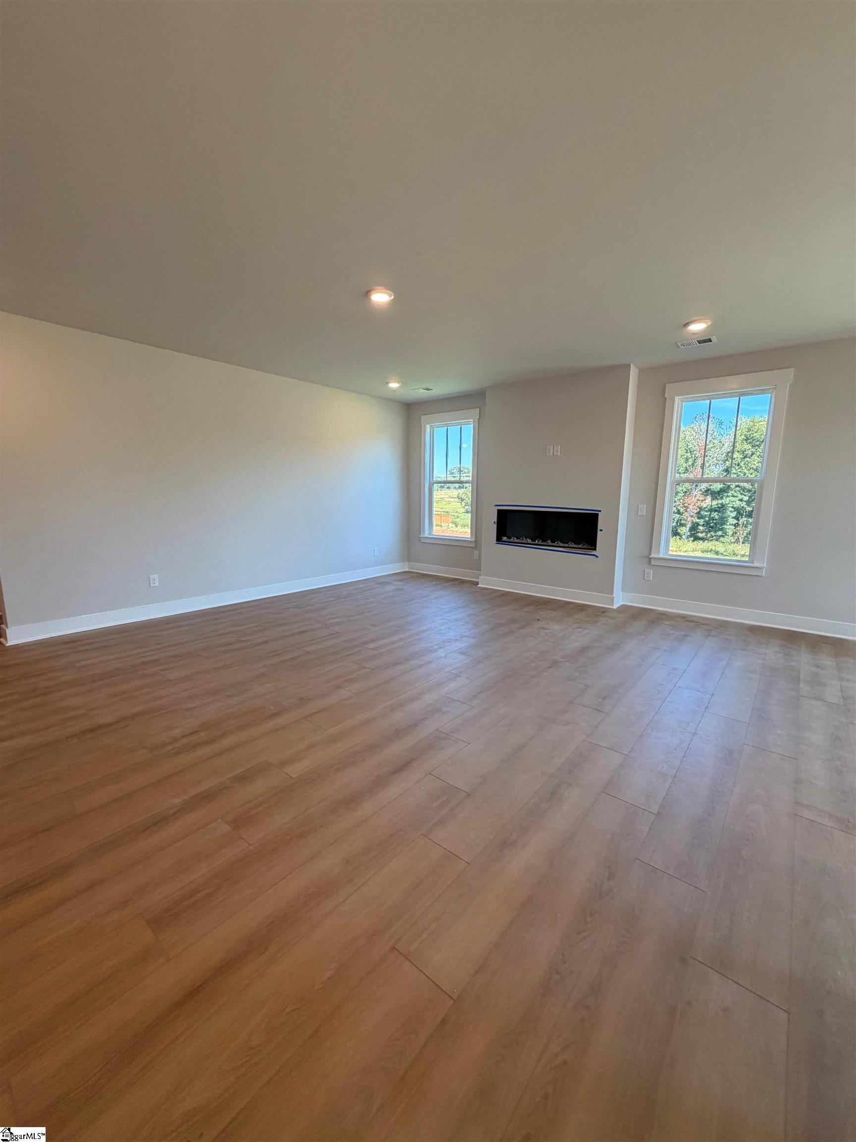 551 Winstone Trail Property Photo 3