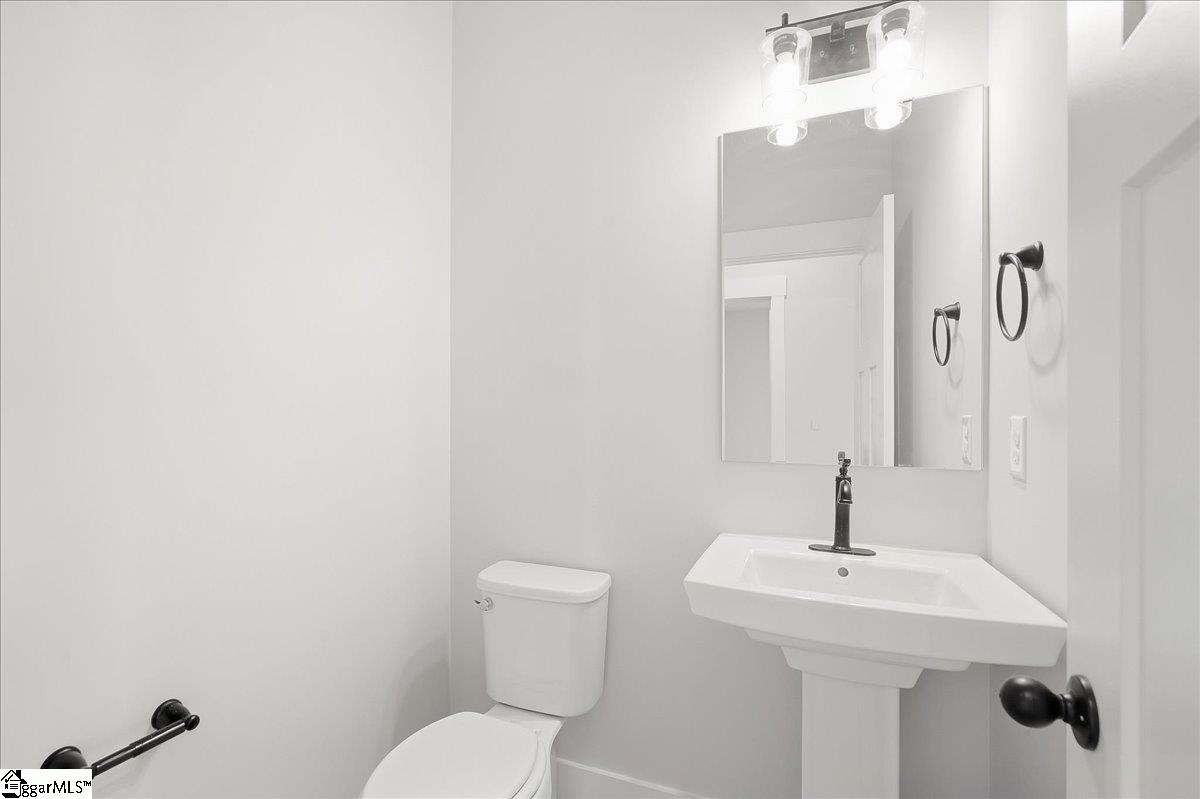 551 Winstone Trail Property Photo 23