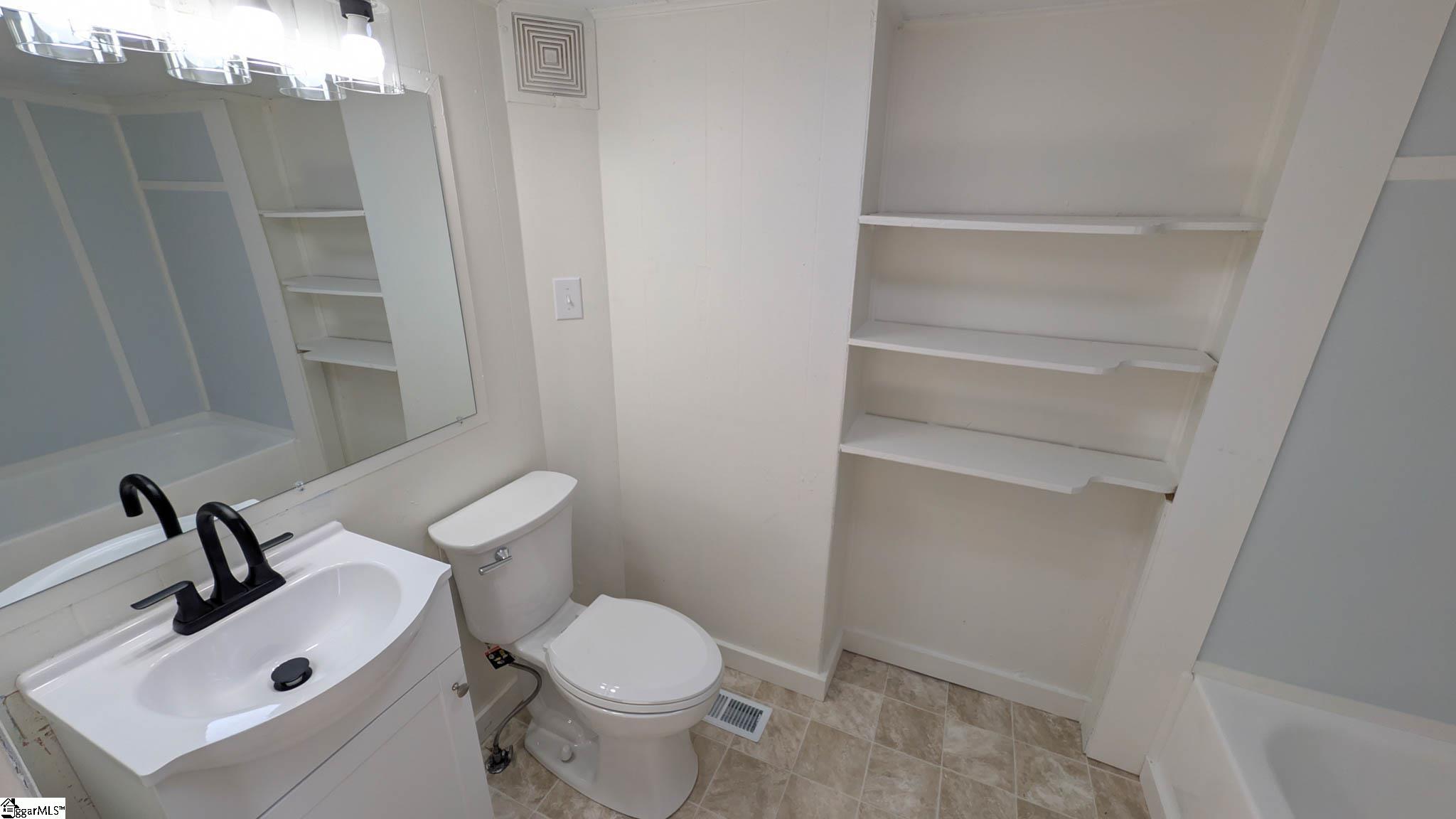 217 Railroad Street Property Photo 14