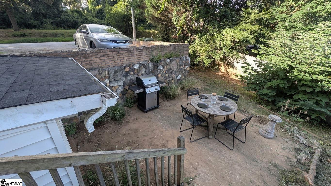 217 Railroad Street Property Photo 17