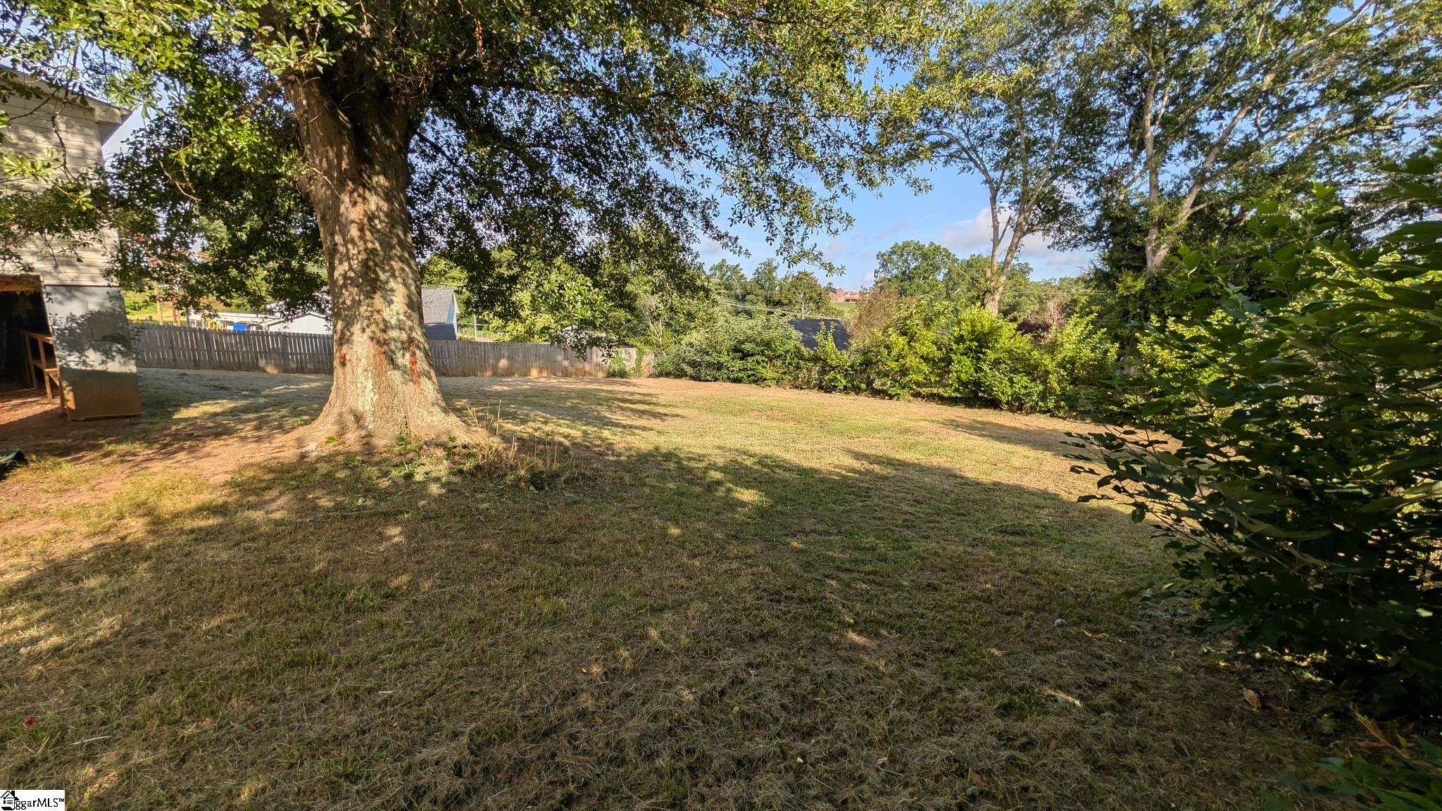 217 Railroad Street Property Photo 18