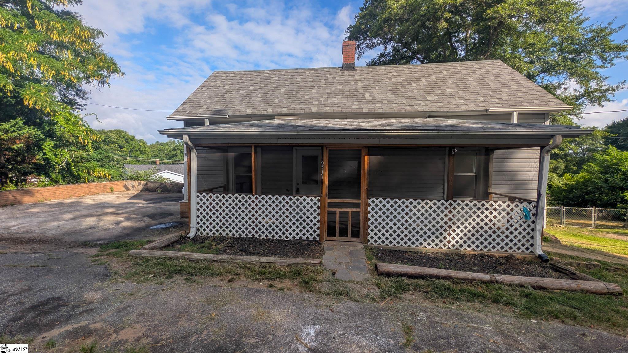 217 Railroad Street Property Photo 20