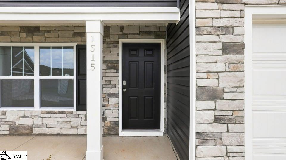 1515 Azure Lane Property Photo 4